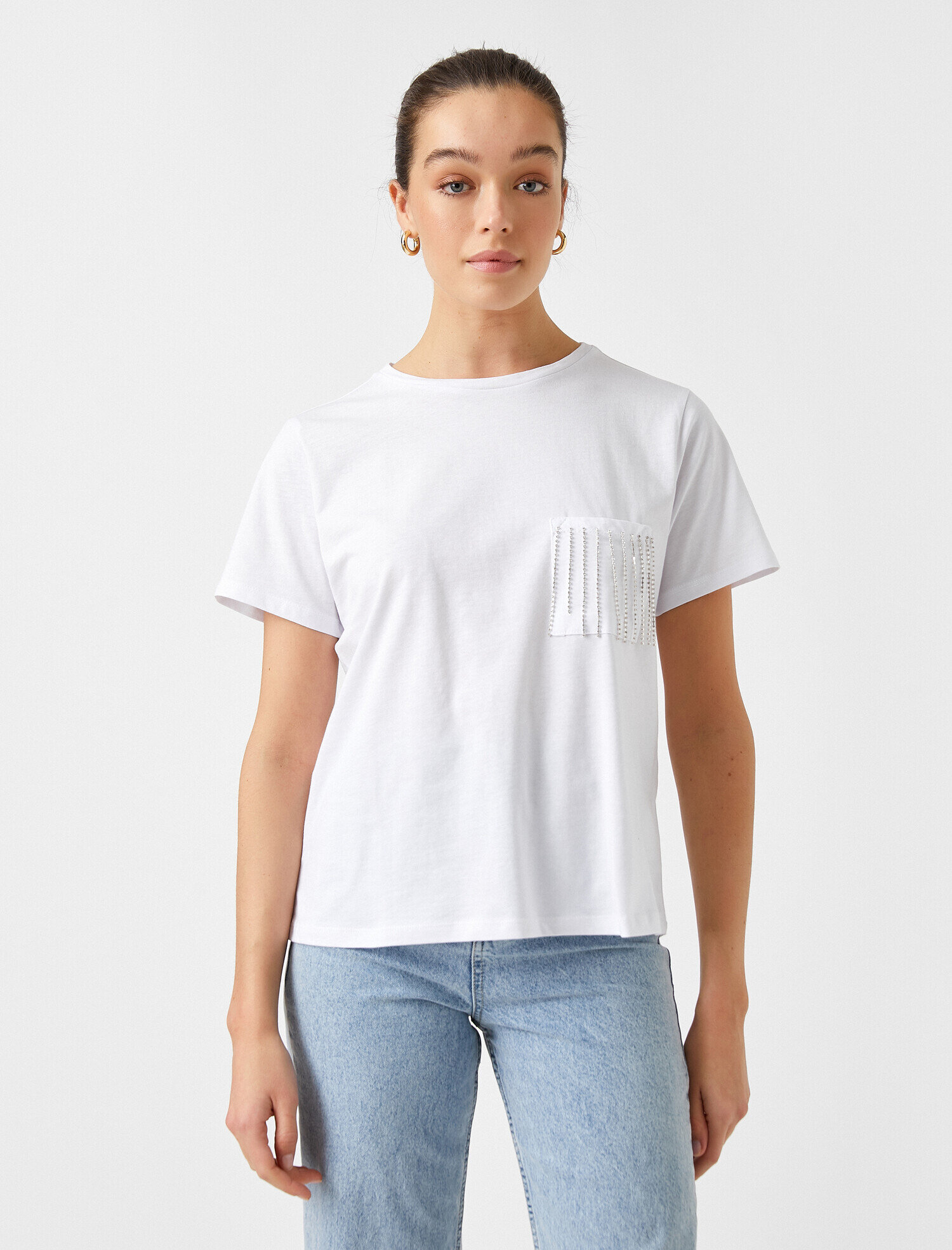   Bisiklet Yaka Kısa Kollu Zincir Detaylı Tişört