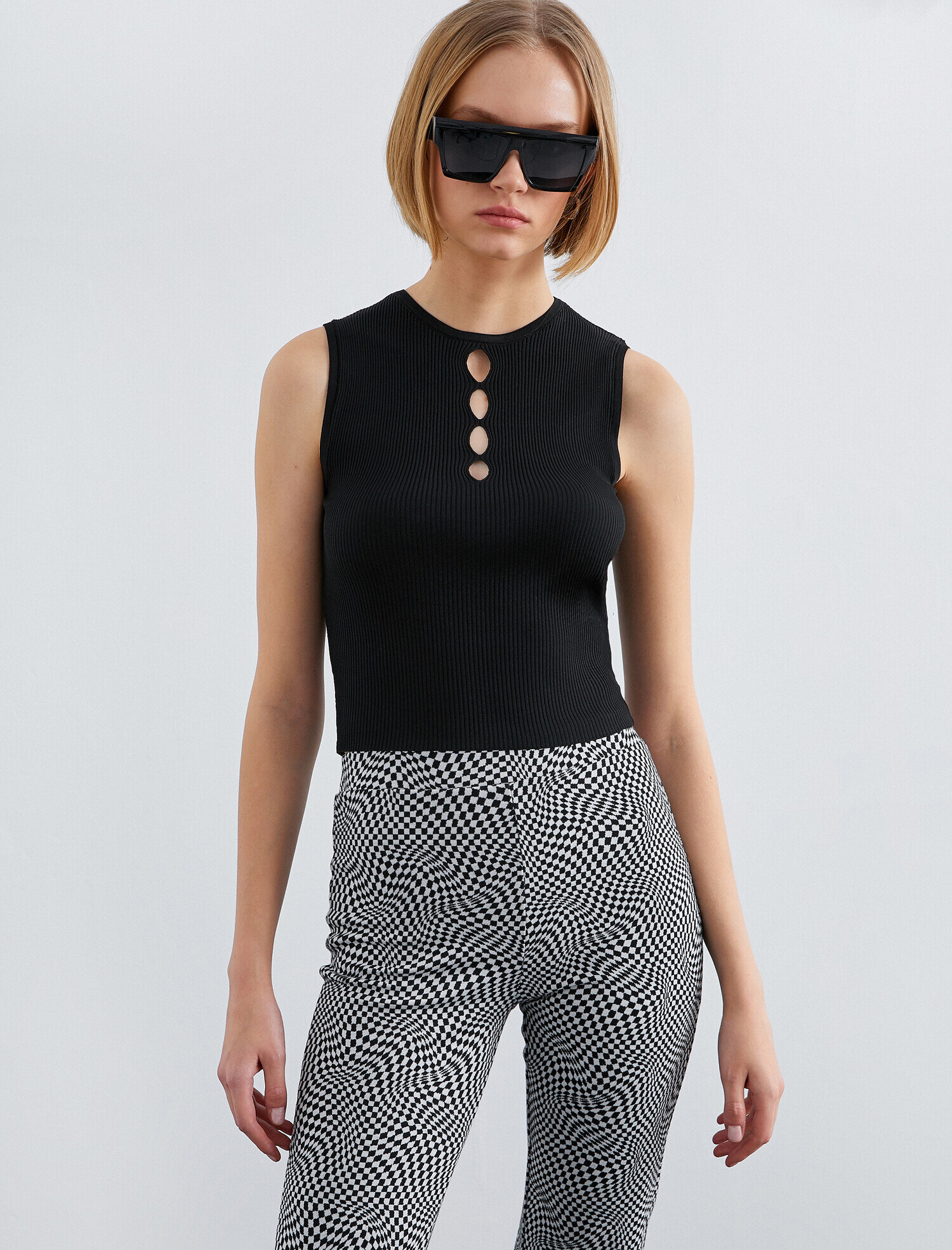   Pencere Detaylı Atlet