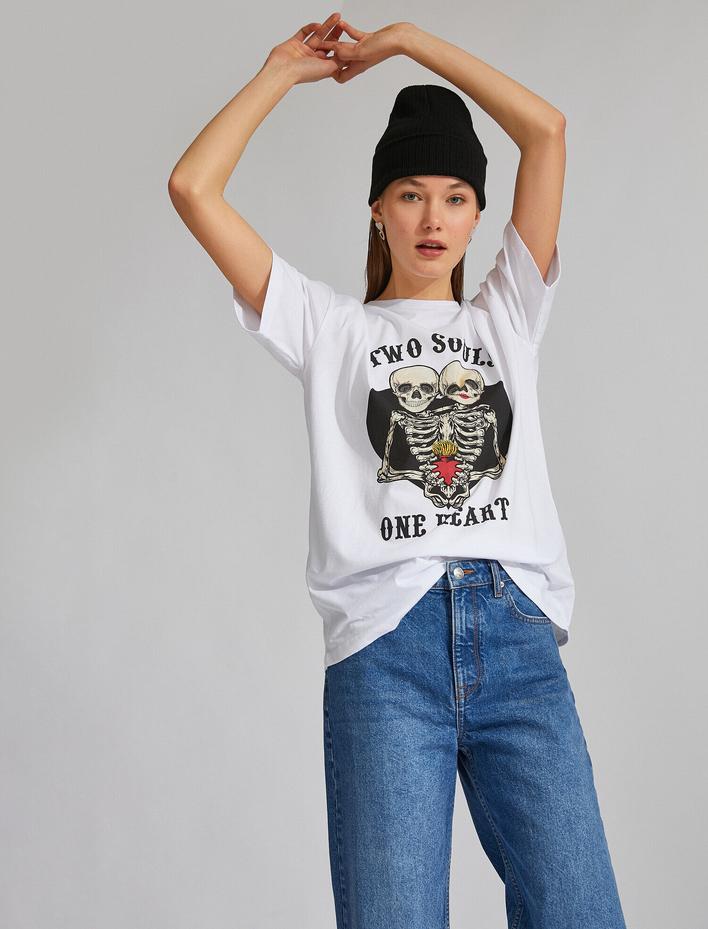  Baskılı Kısa Kollu Tişört