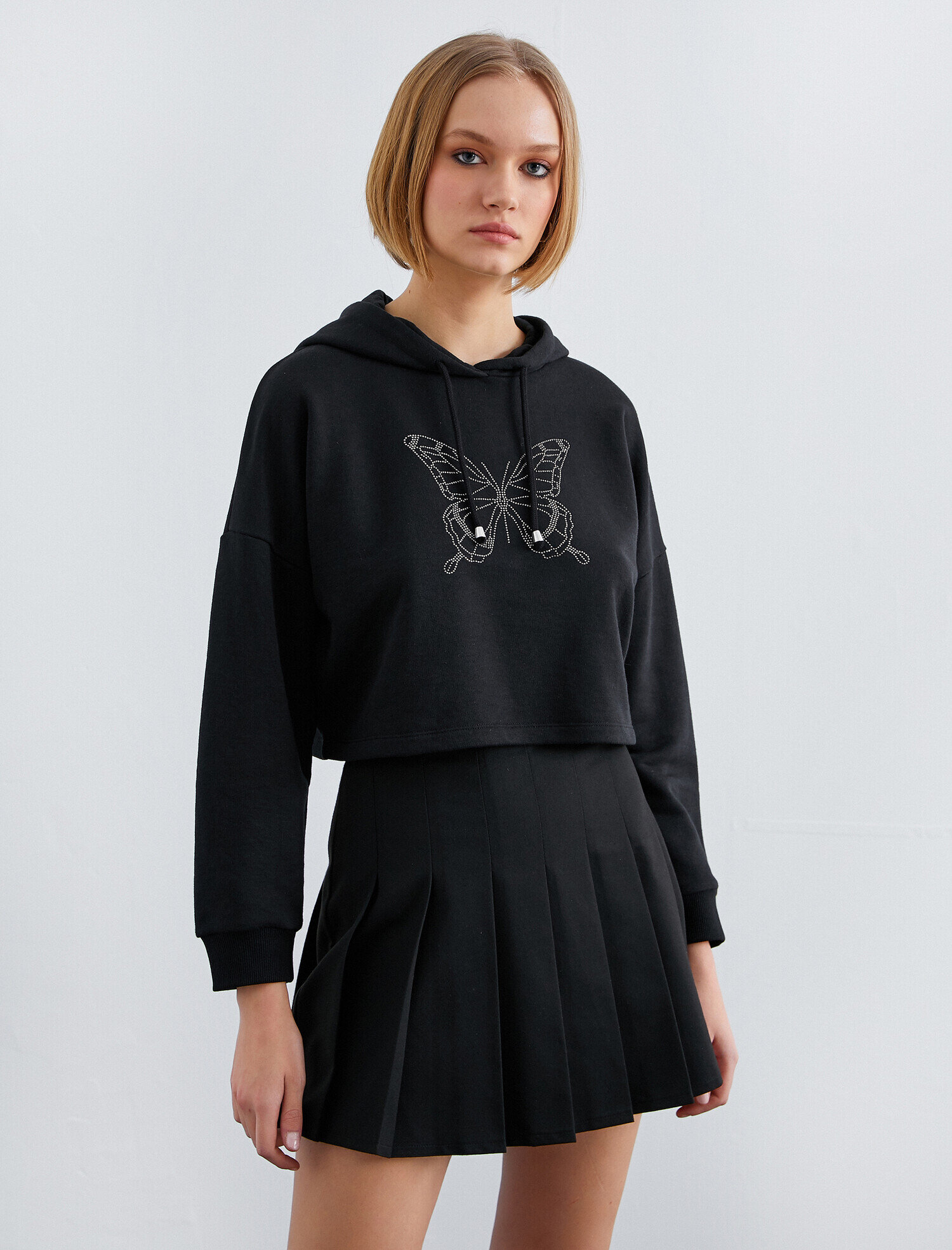   Kapüşonlu İşlemeli Sweatshirt