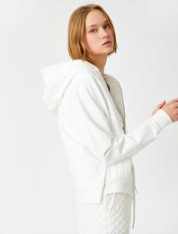 Kapüşonlu Cepli Sweatshirt