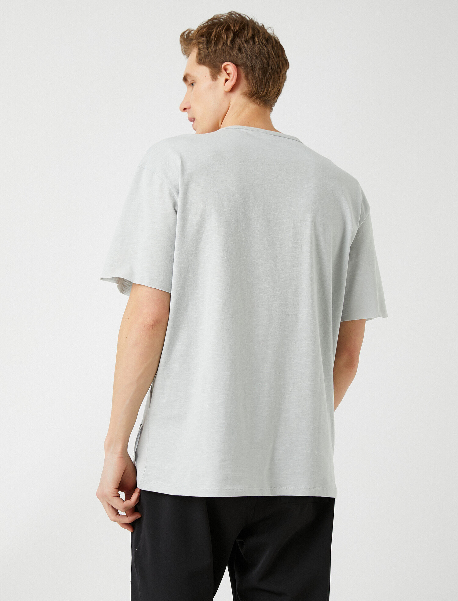 Oversize Tişört Etiket Detaylı