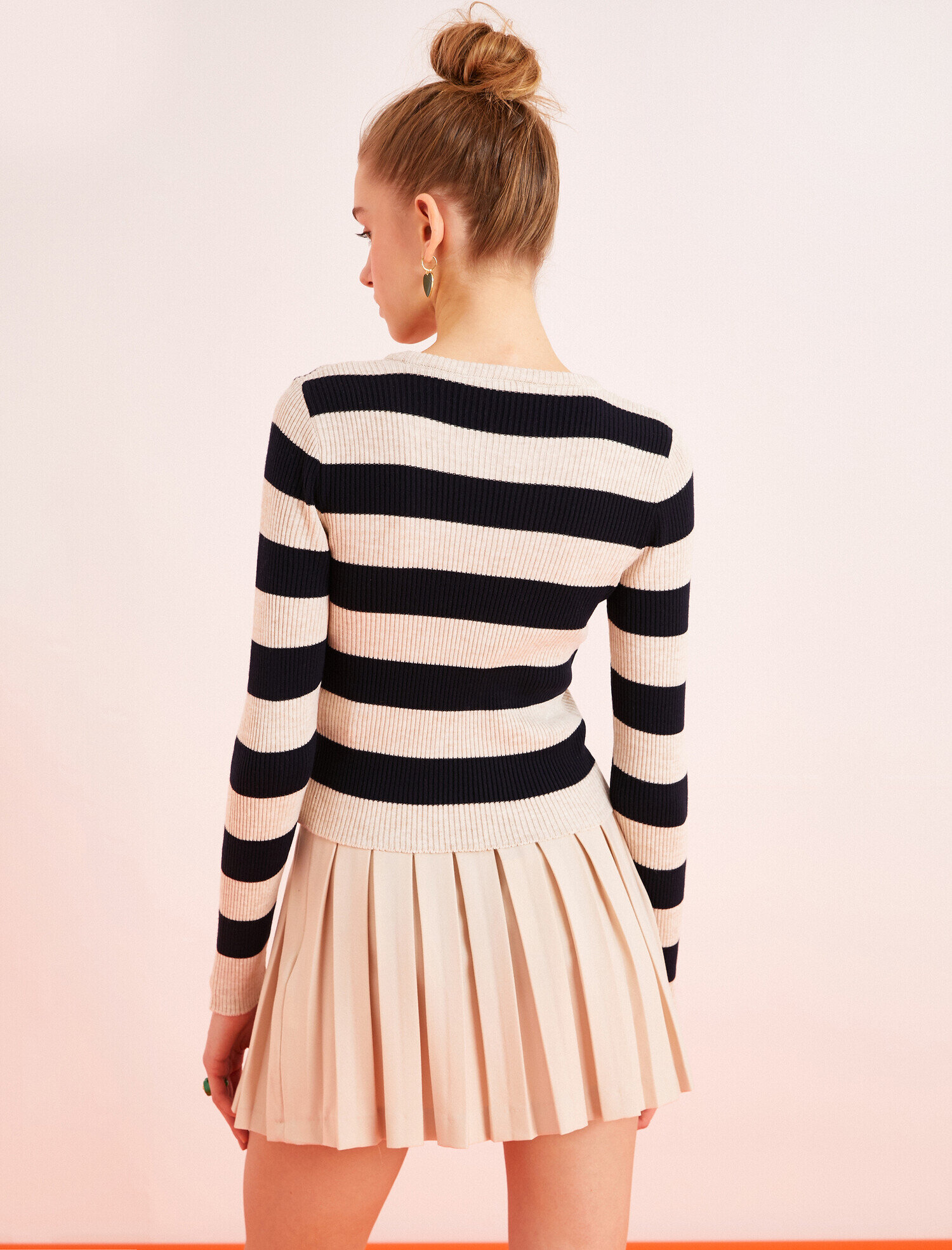   Çizgili Bisiklet Yaka Triko Kazak