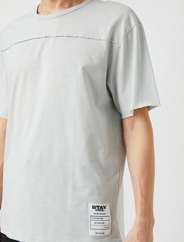   Oversize Tişört Etiket Detaylı
