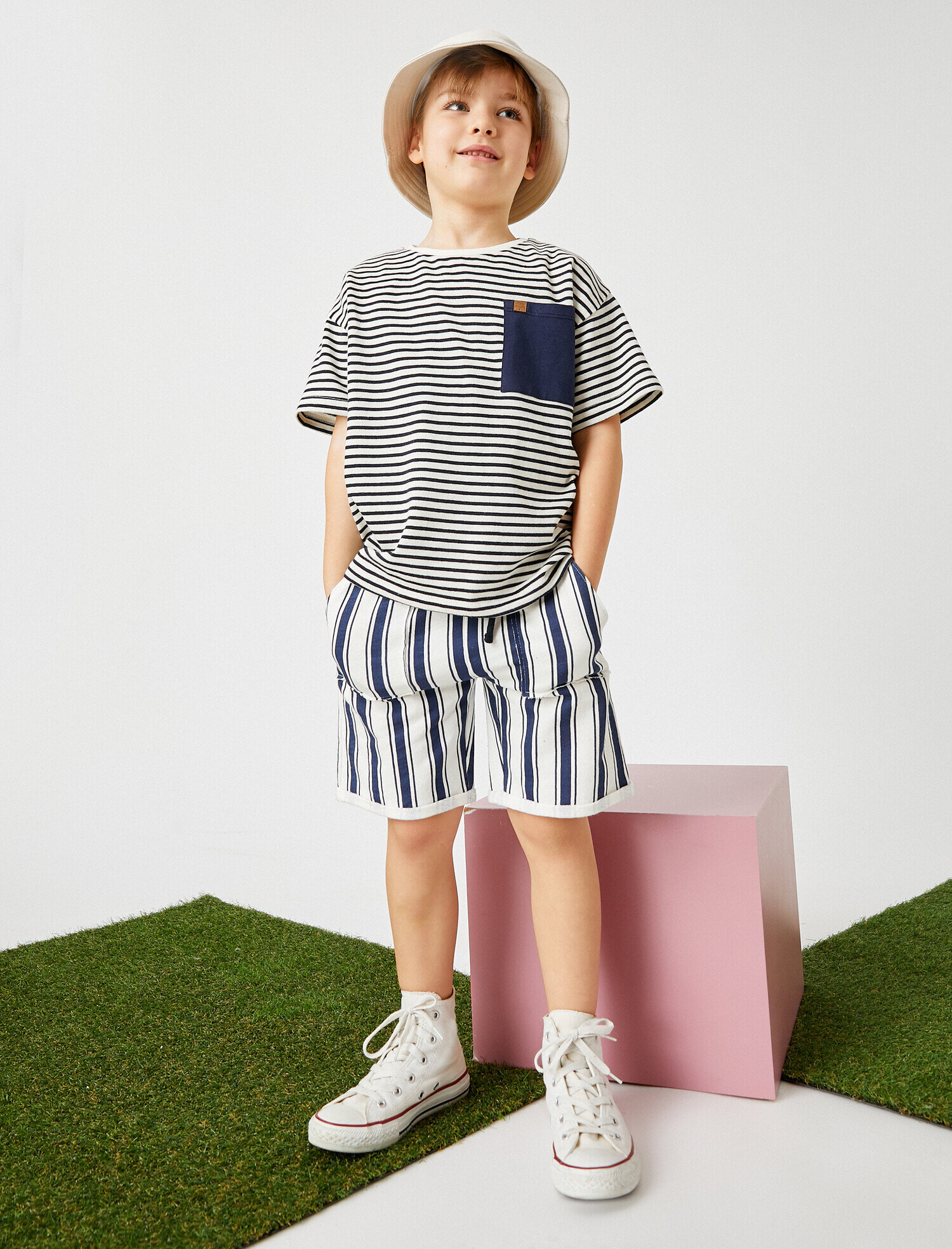  Erkek Çocuk Çizgili Beli Bağcıklı Şort Pamuklu