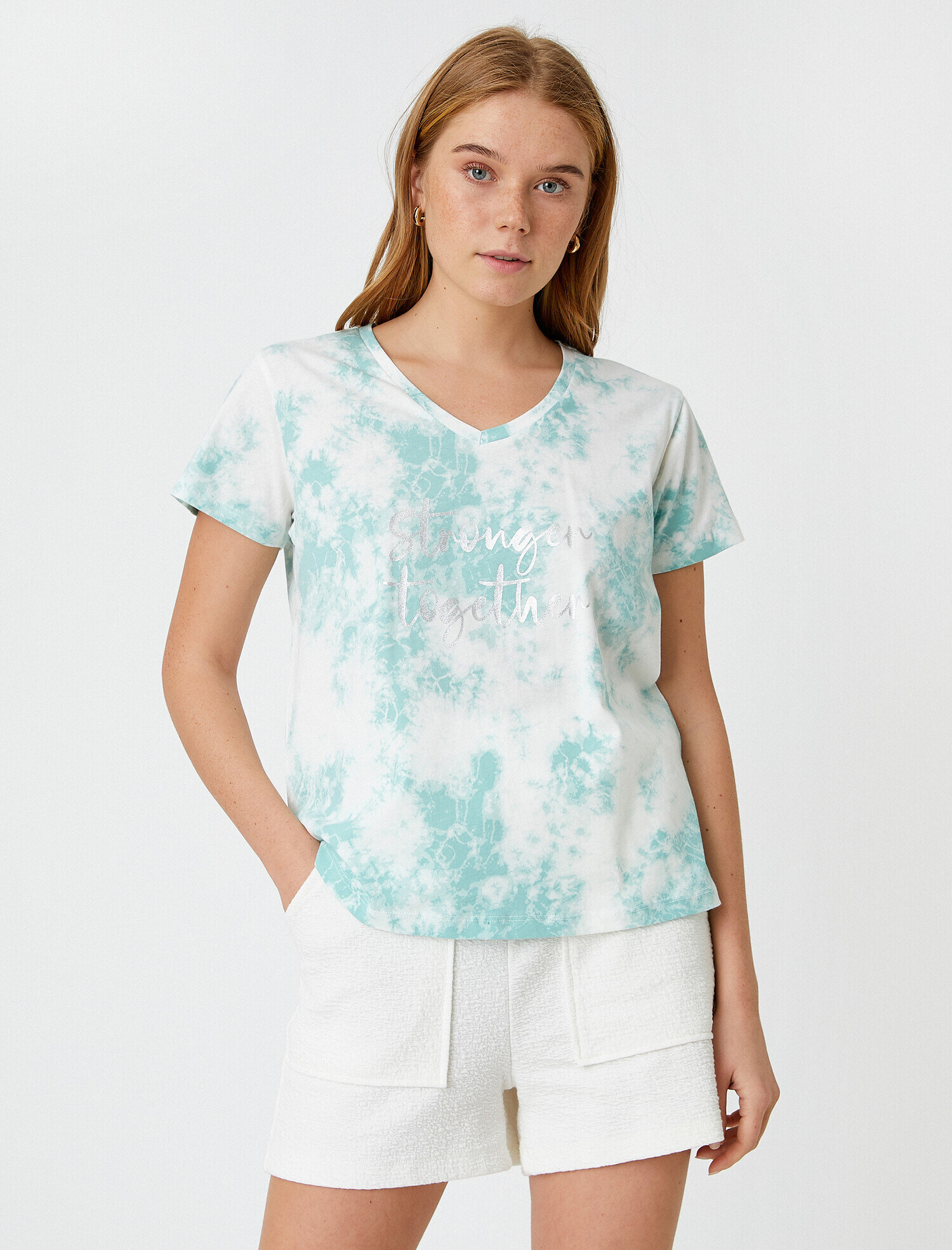   Kısa Kollu Desenli Pamuklu Tişört