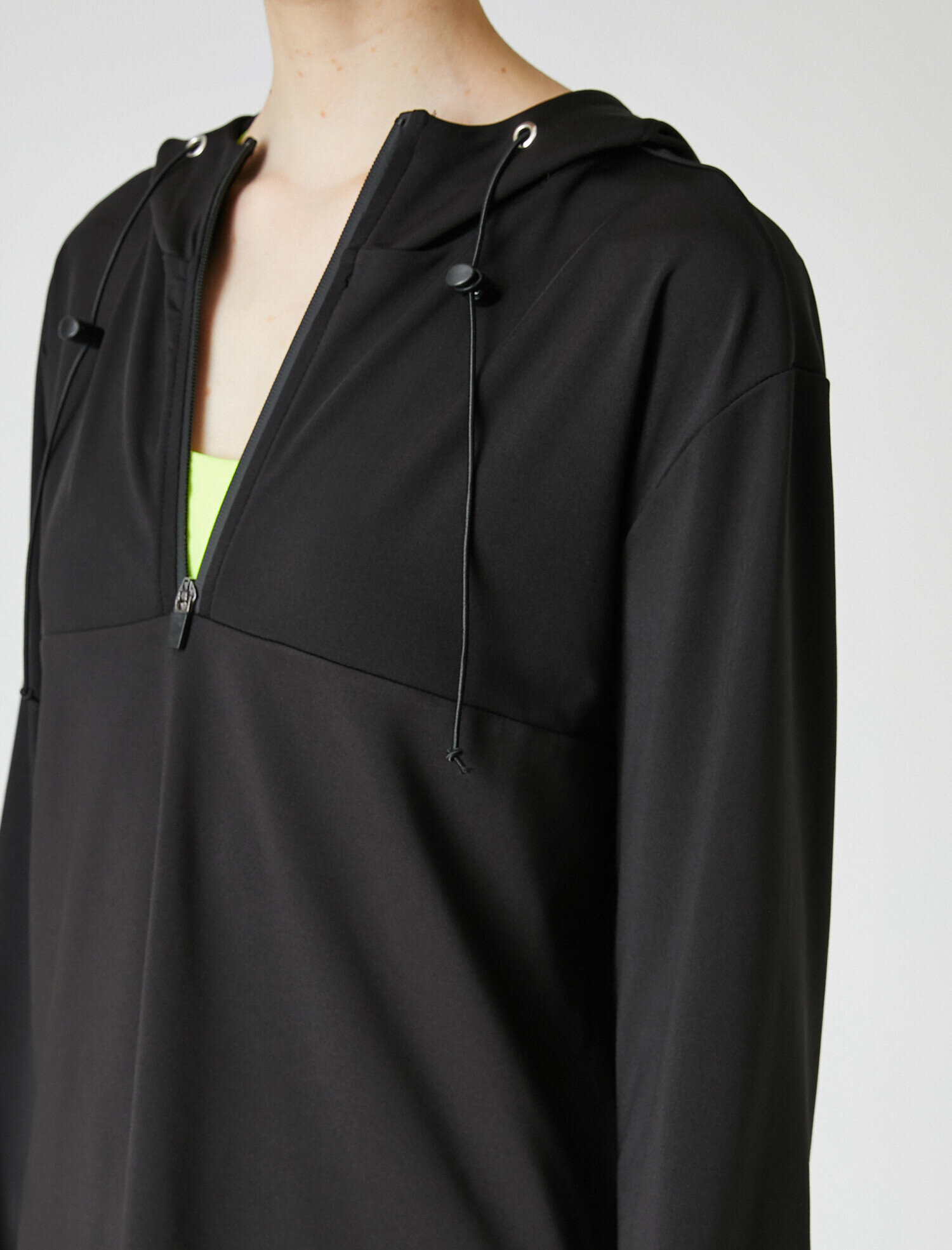   Kapüşonlu Fermuarlı Spor Sweatshirt