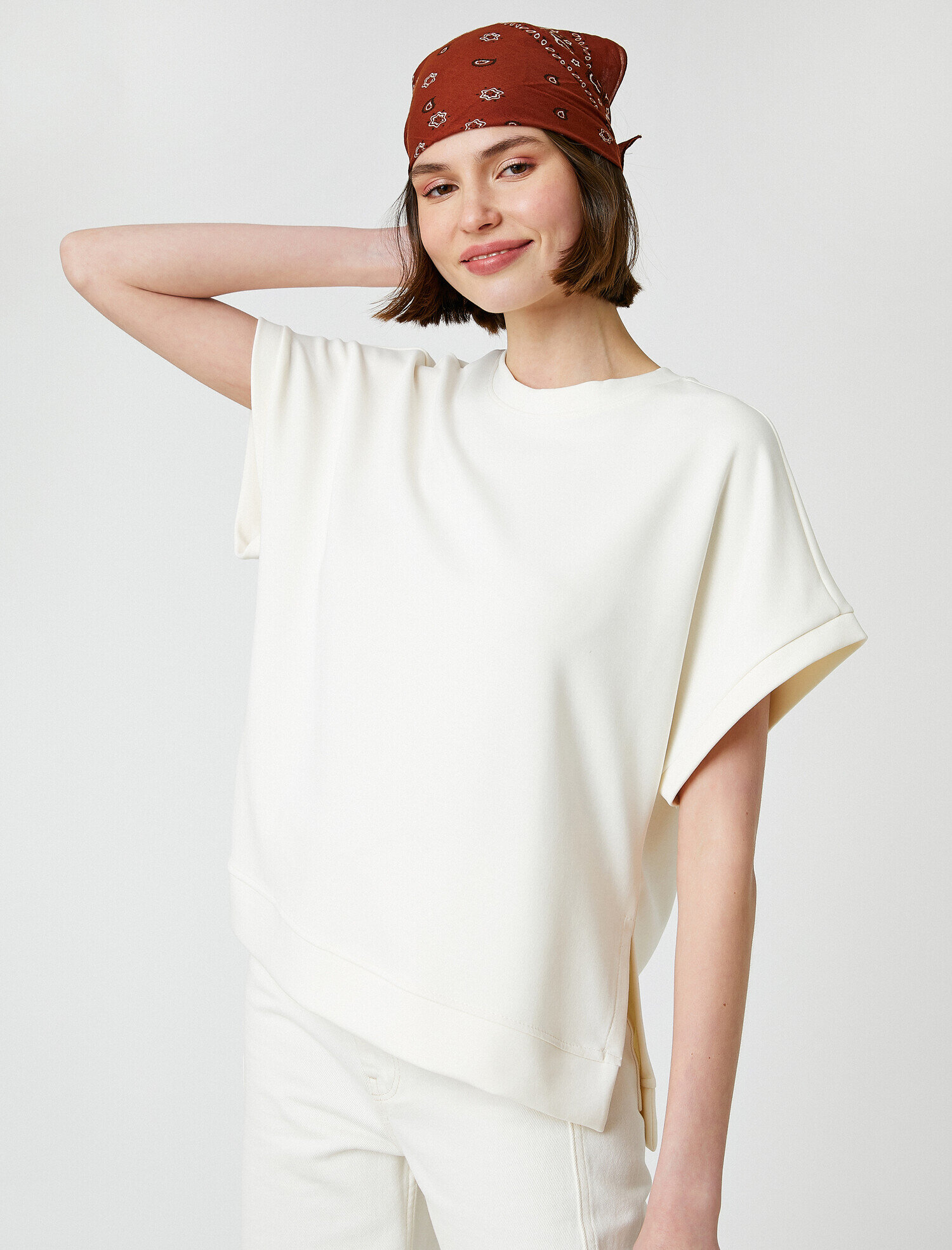   Bisiklet Yaka Kısa Kollu Tişört