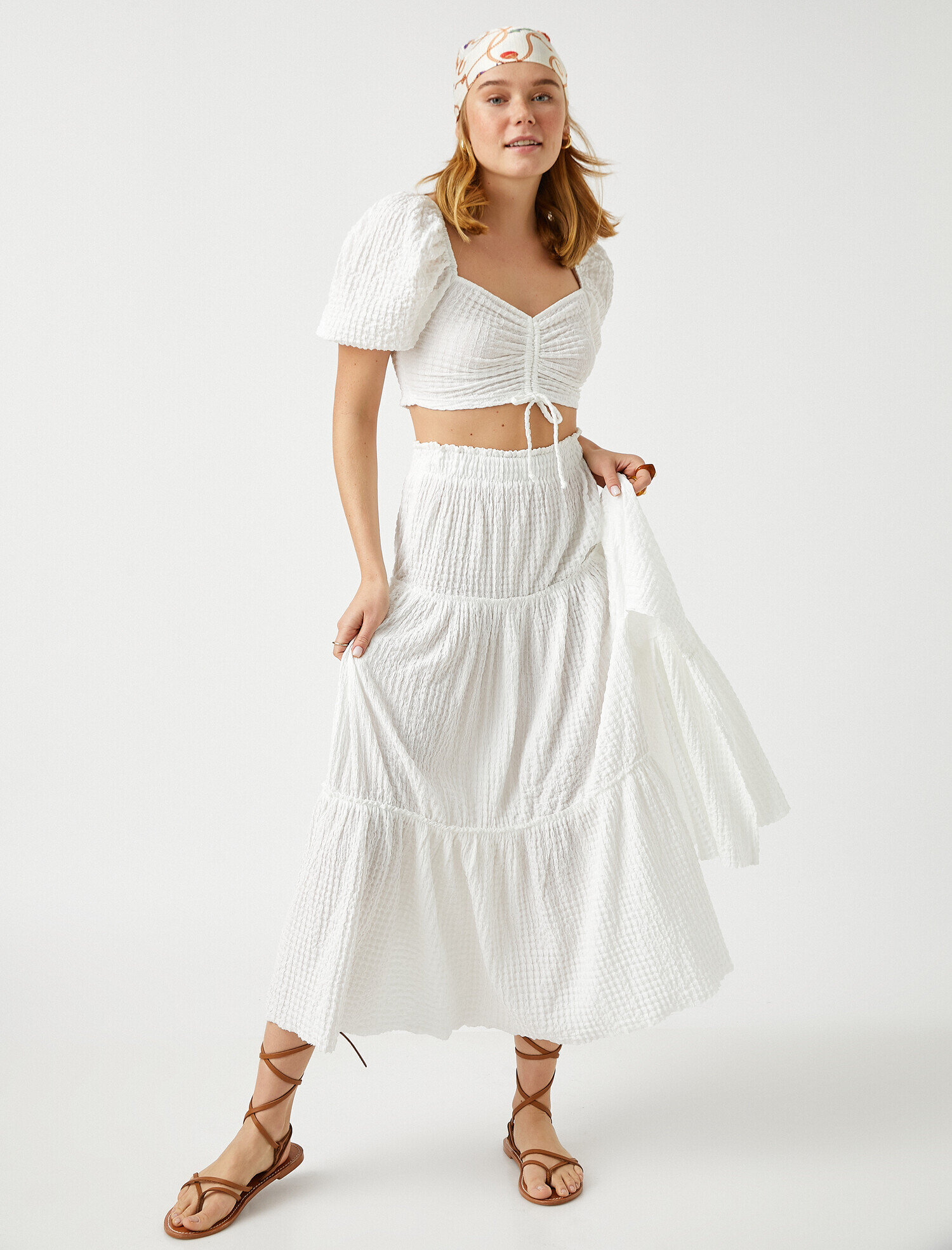   Beli Lastikli Yırtmaçlı Fırfırlı Etek