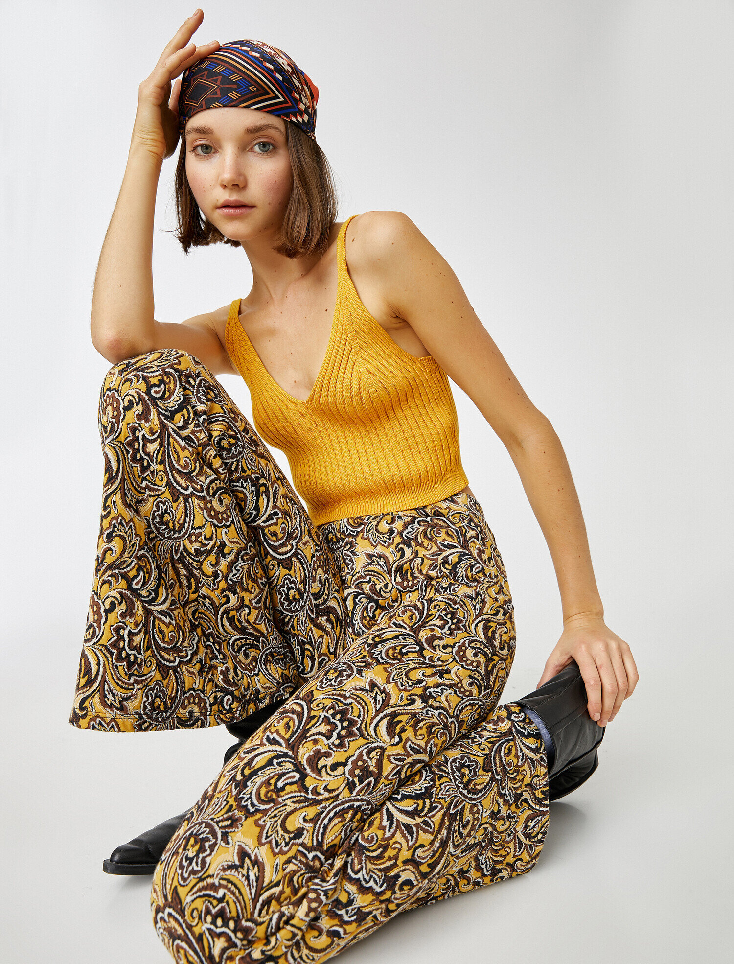   Fitilli Atlet V Yaka