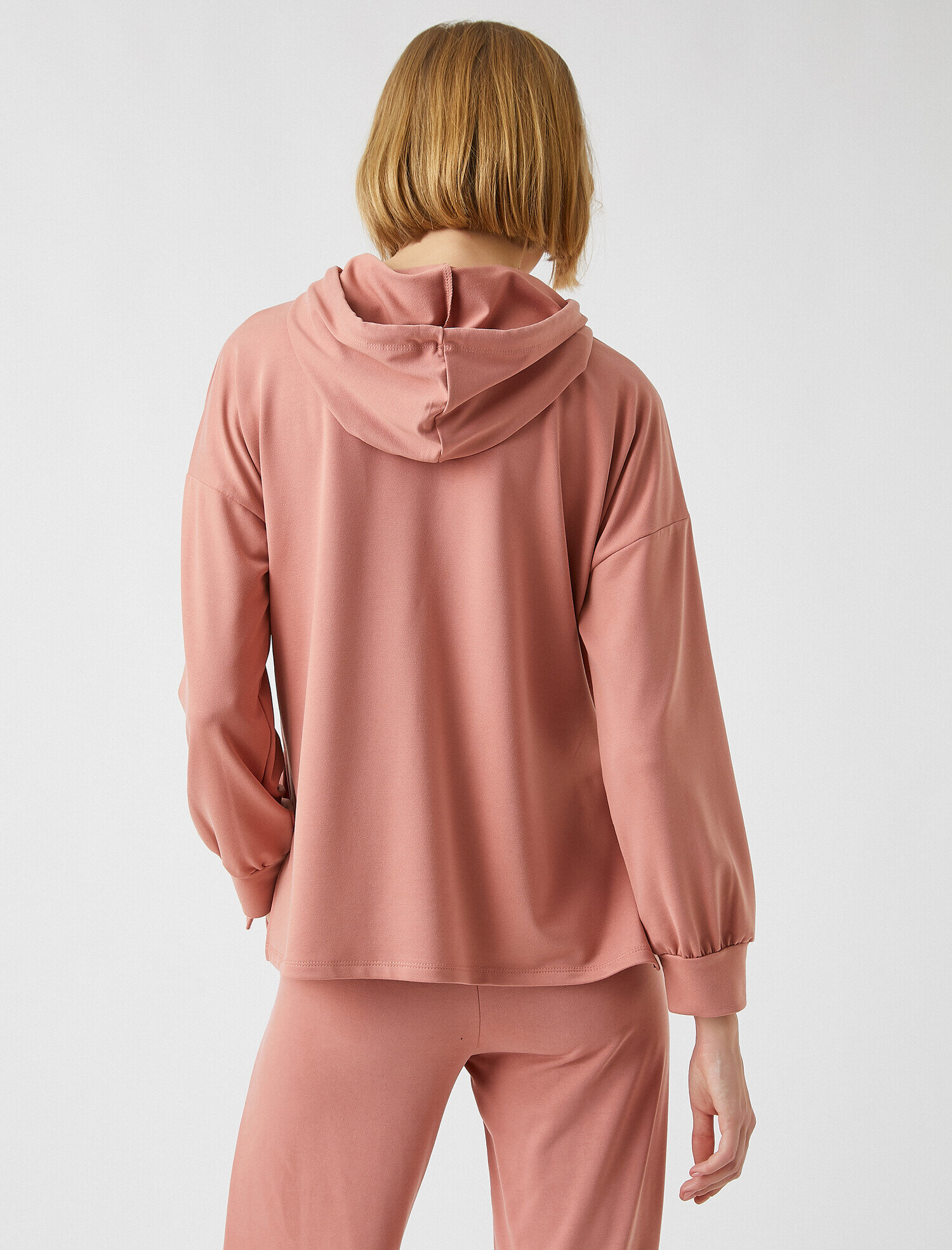   Kapüşonlu Sweatshirt