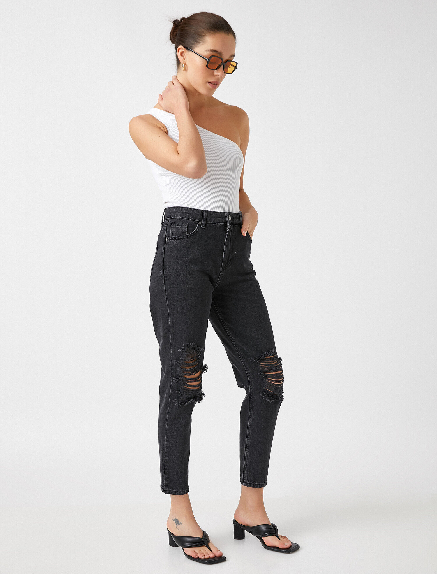   Yüksek Bel Yırtık Kot Pantolon - Mom Jean