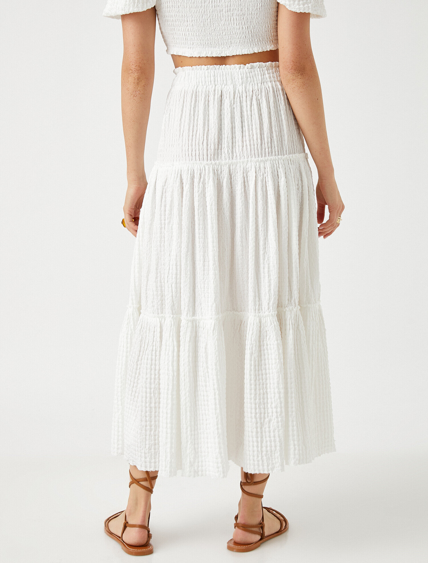   Beli Lastikli Yırtmaçlı Fırfırlı Etek