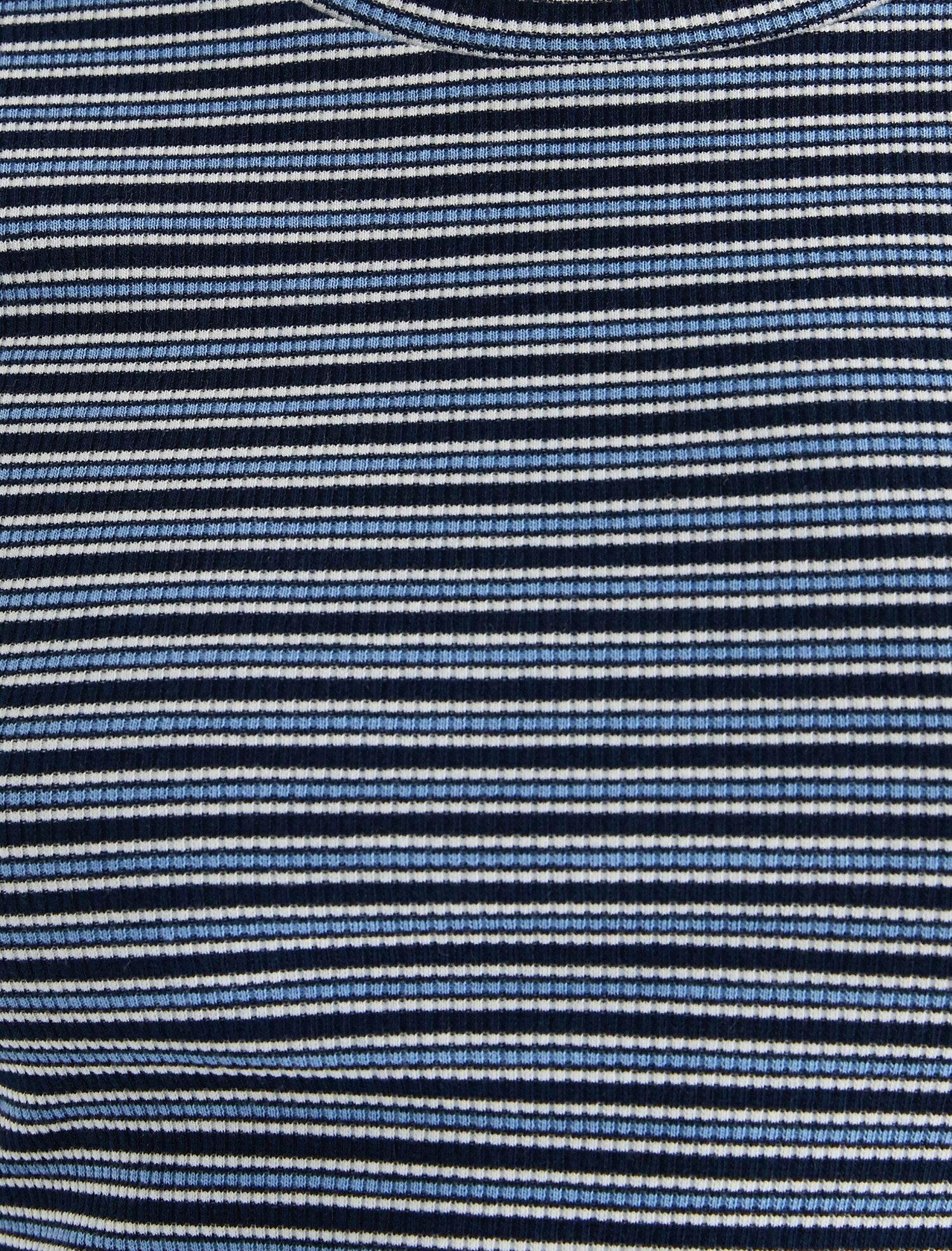   Kısa Kollu Tişört