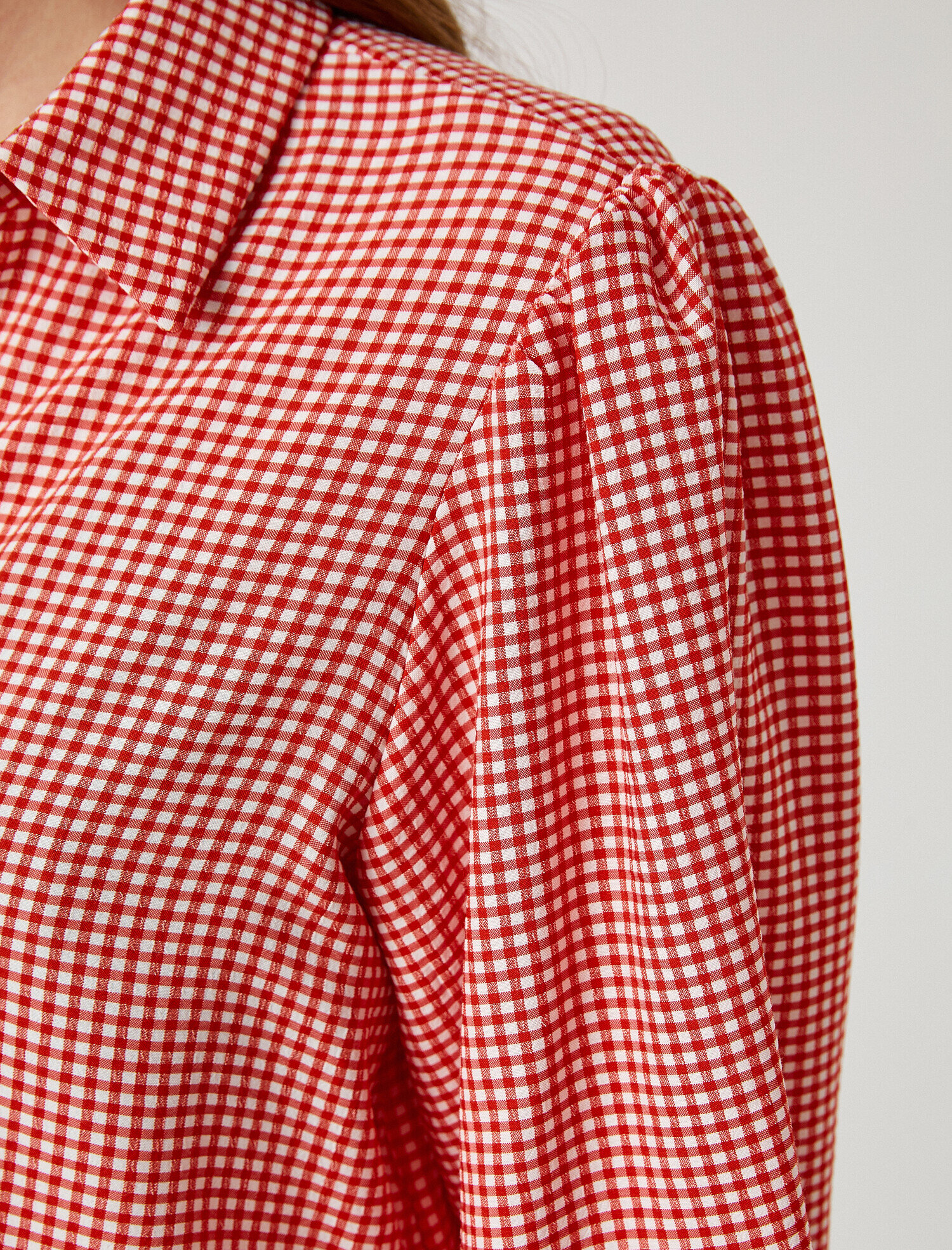   Balon Kollu Düğmeli Gömlek