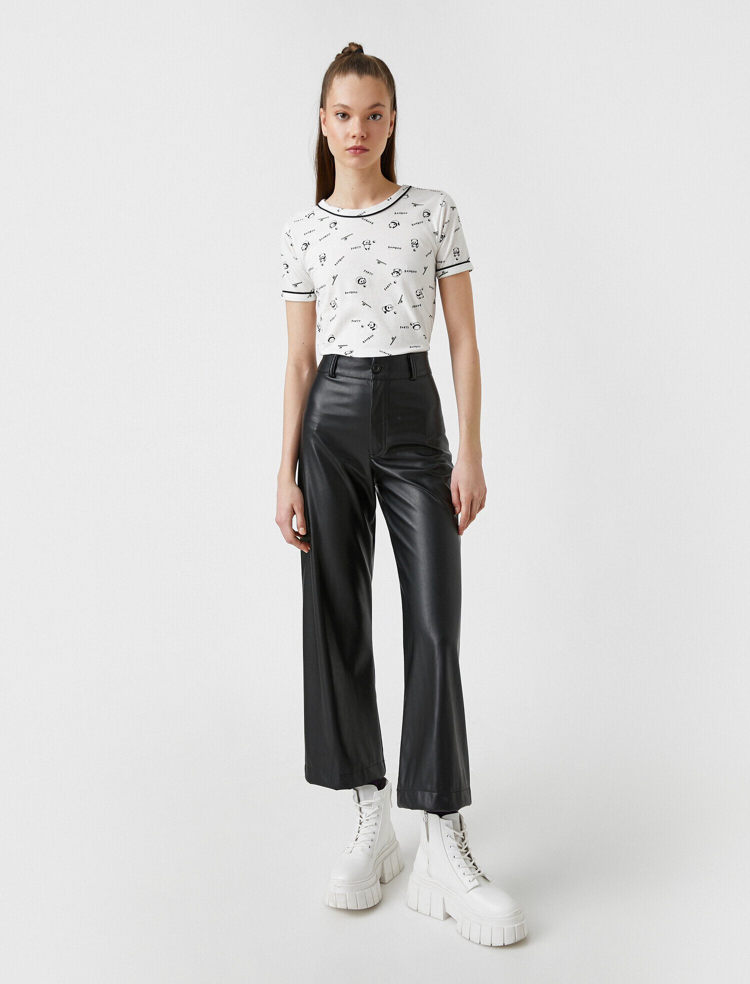  Kısa Kollu Slim Fit Tişört