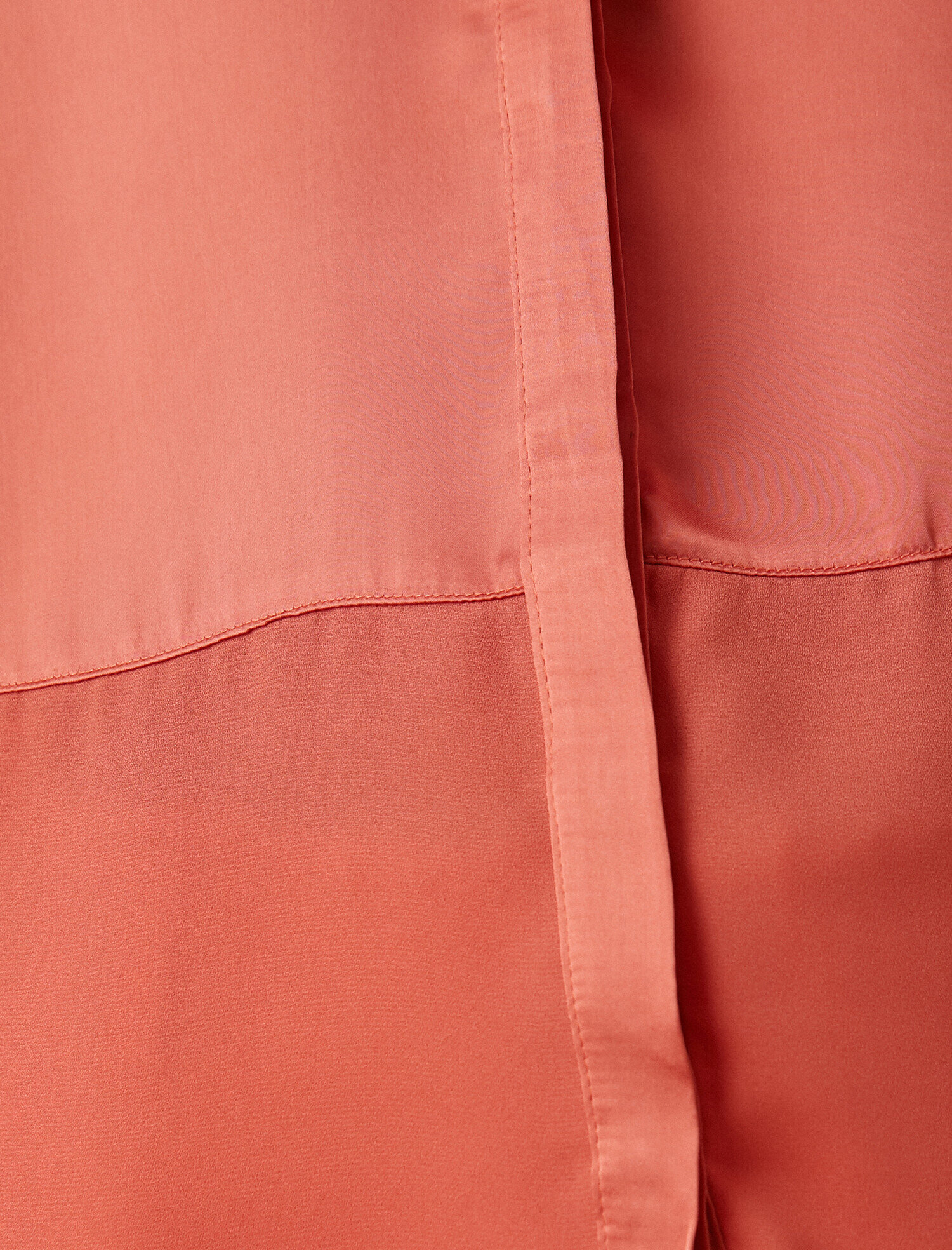   Uzun Kollu Saten Gömlek