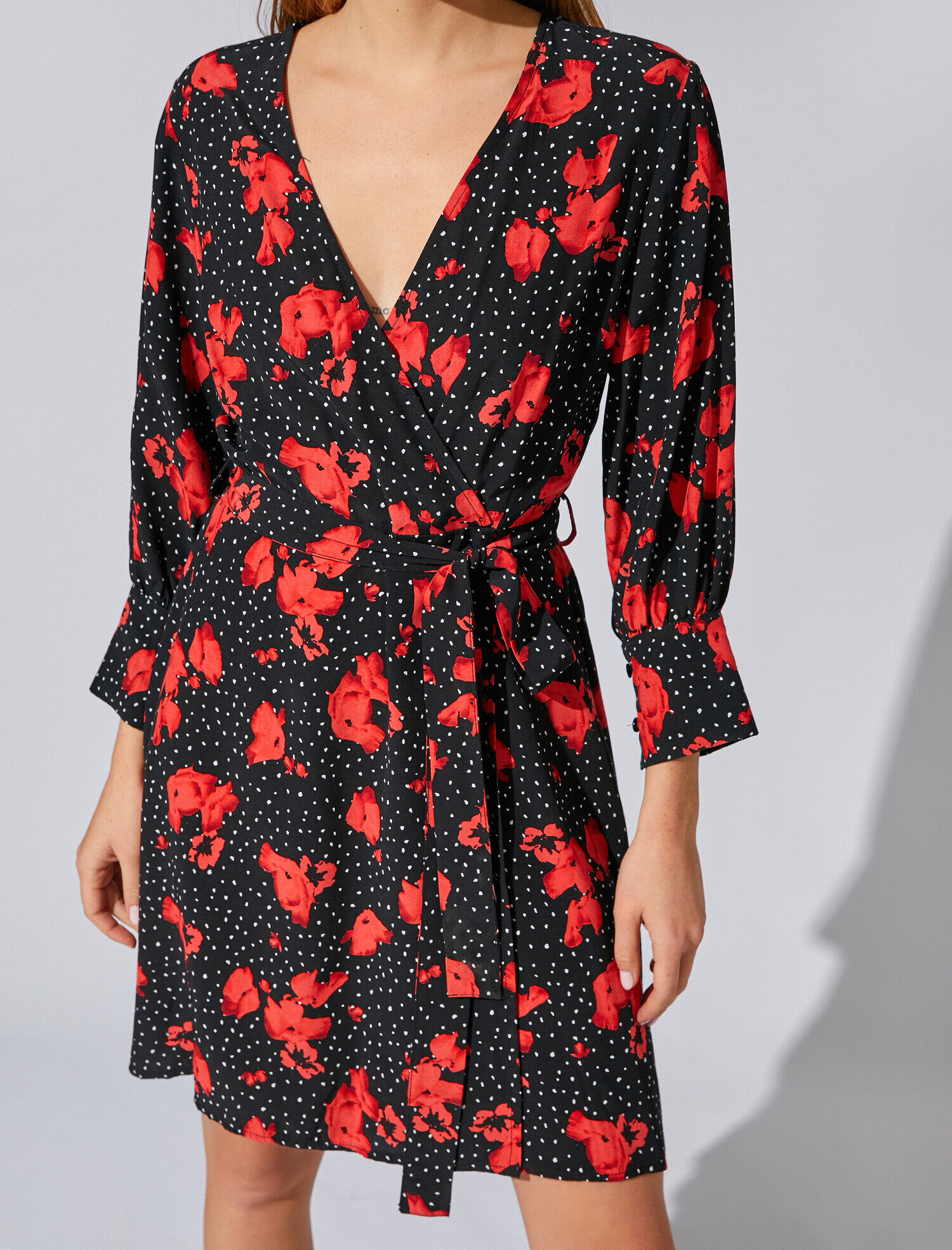   Uzun Kollu Çiçekli Elbise