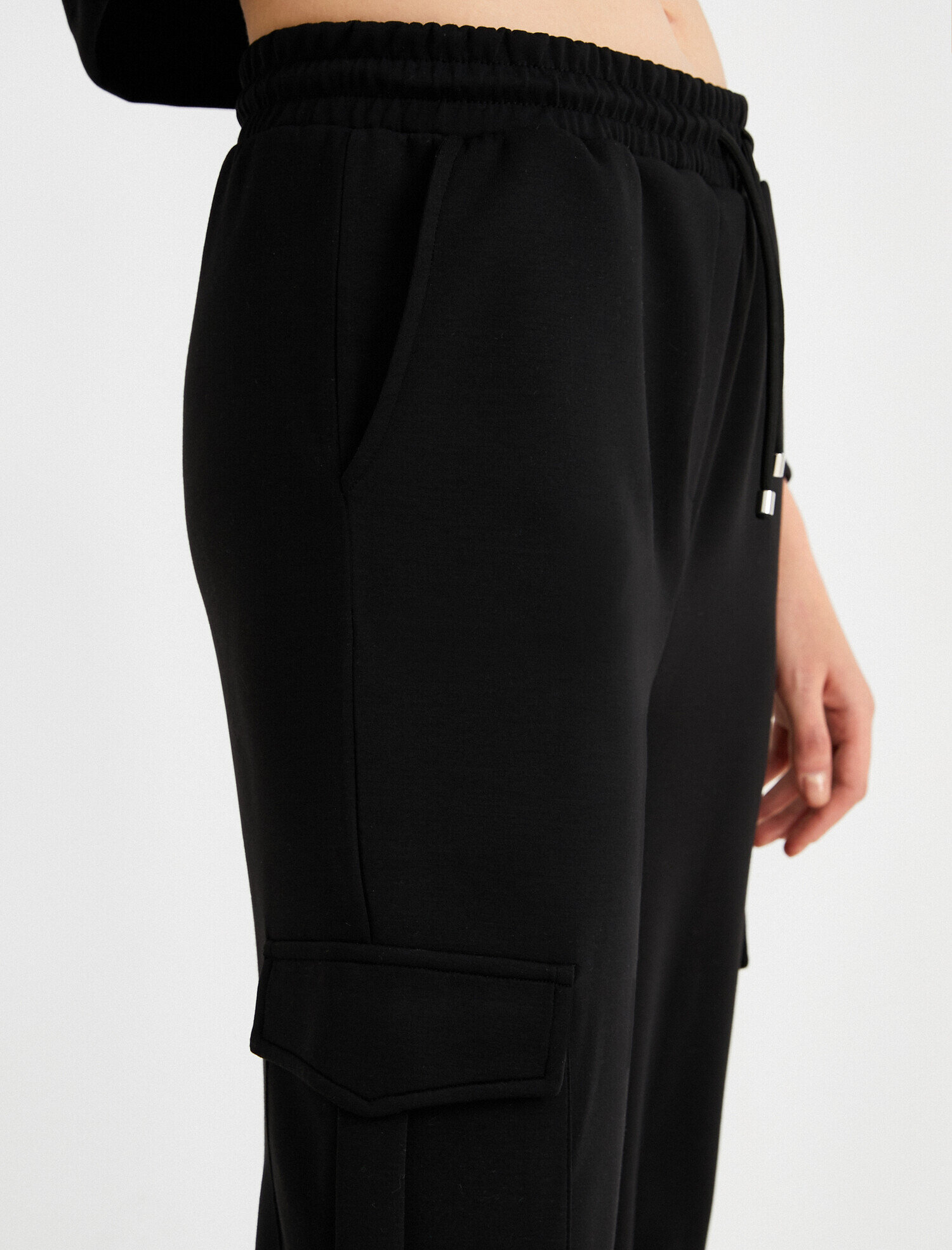   Beli Lastikli Cepli Jogger Eşofman Altı