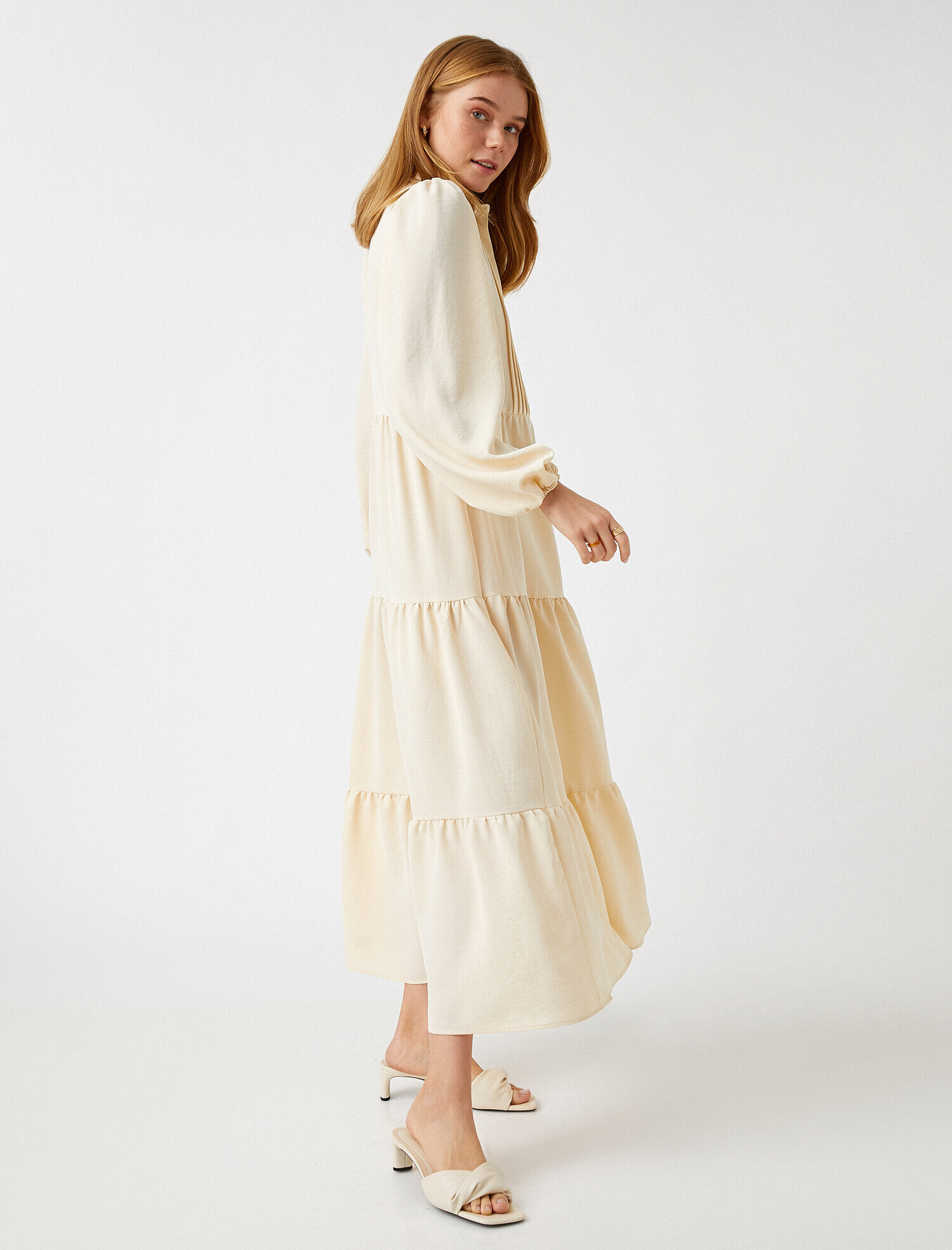   Fitil Detaylı Uzun Elbise