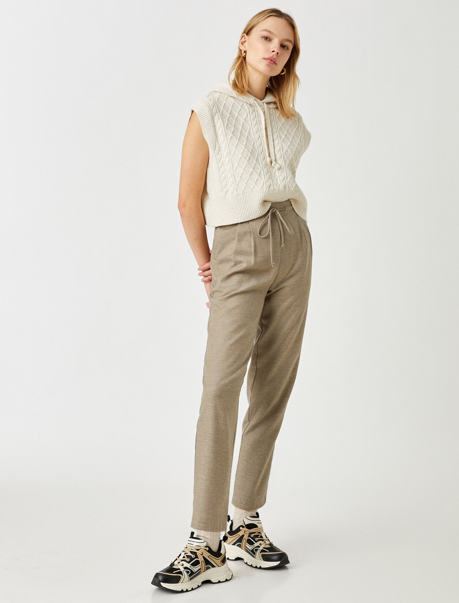   Yüksek Bel Havuç Pantolon Belden Bağlamalı