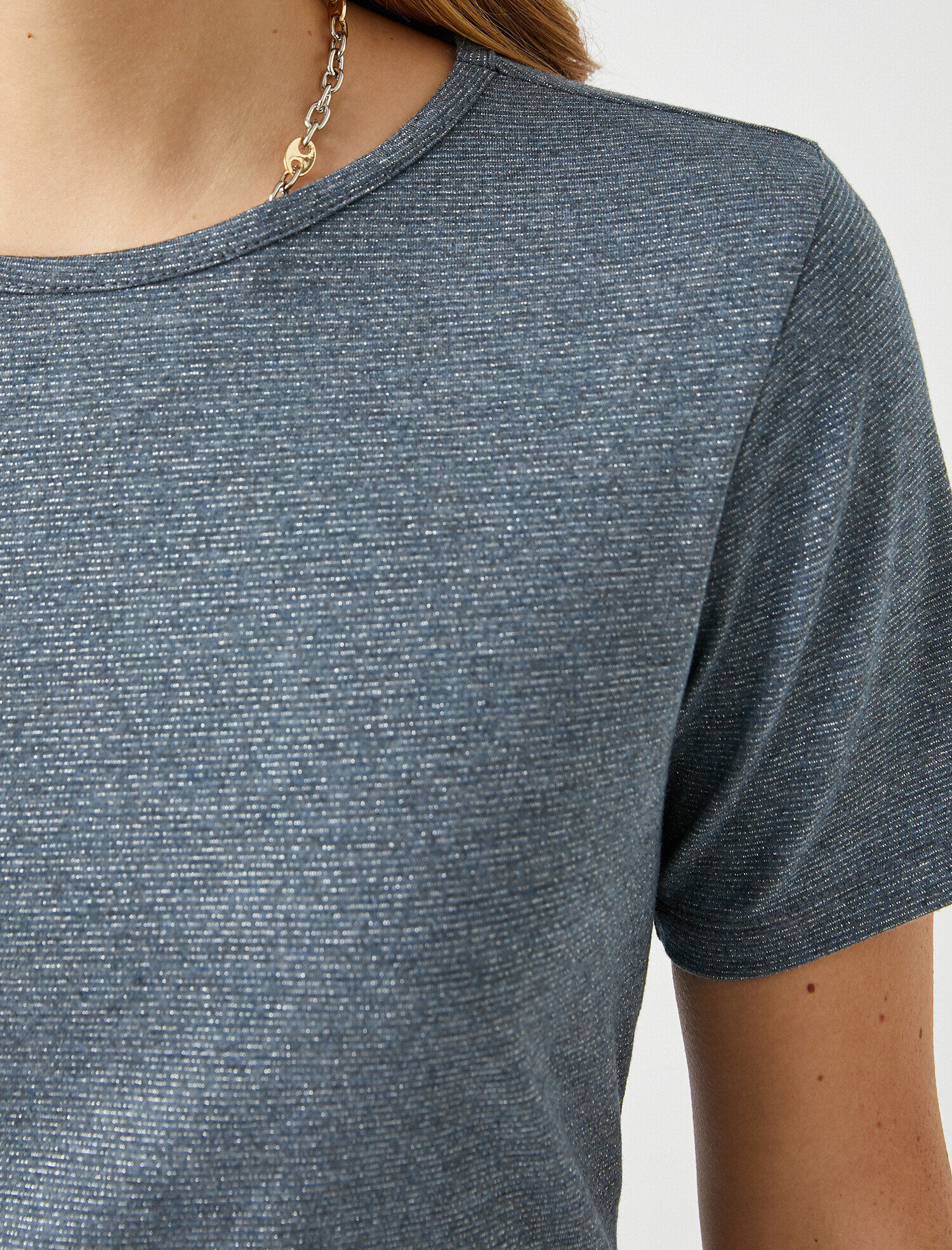   Bisiklet Yaka Kısa Kollu Tişört