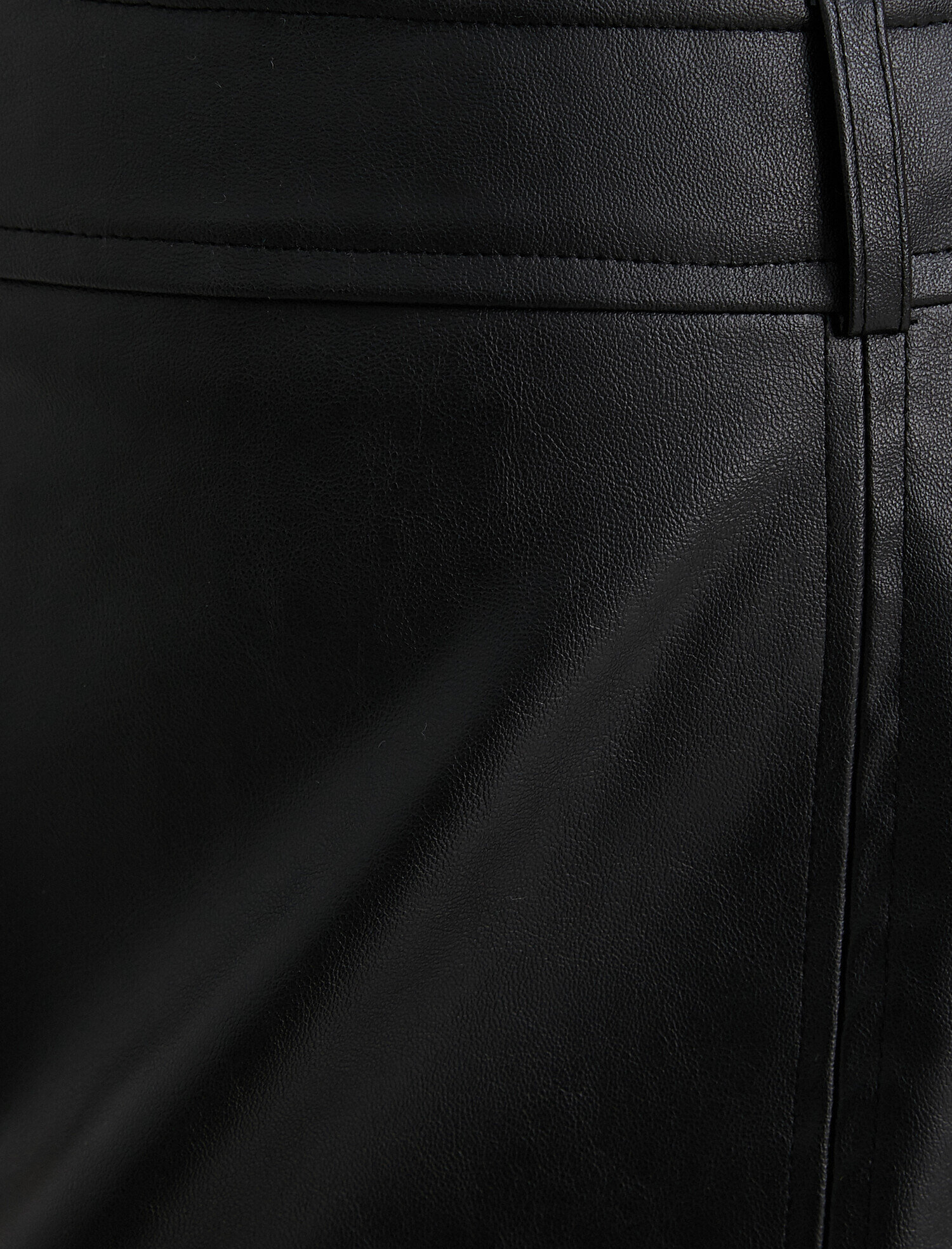   Deri Görünümlü Yüksek Bel Mini Etek