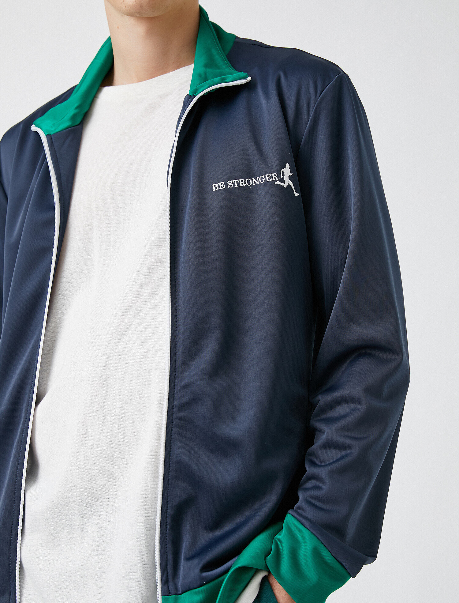   Spor Sweatshirt Dik Yaka Fermuar Detaylı