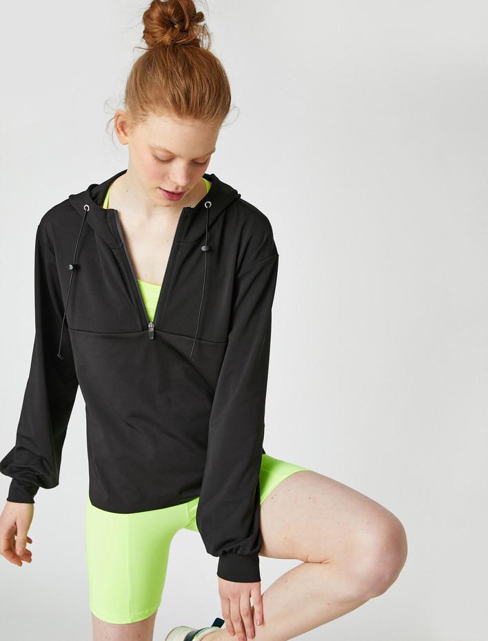 Kapüşonlu Fermuarlı Spor Sweatshirt