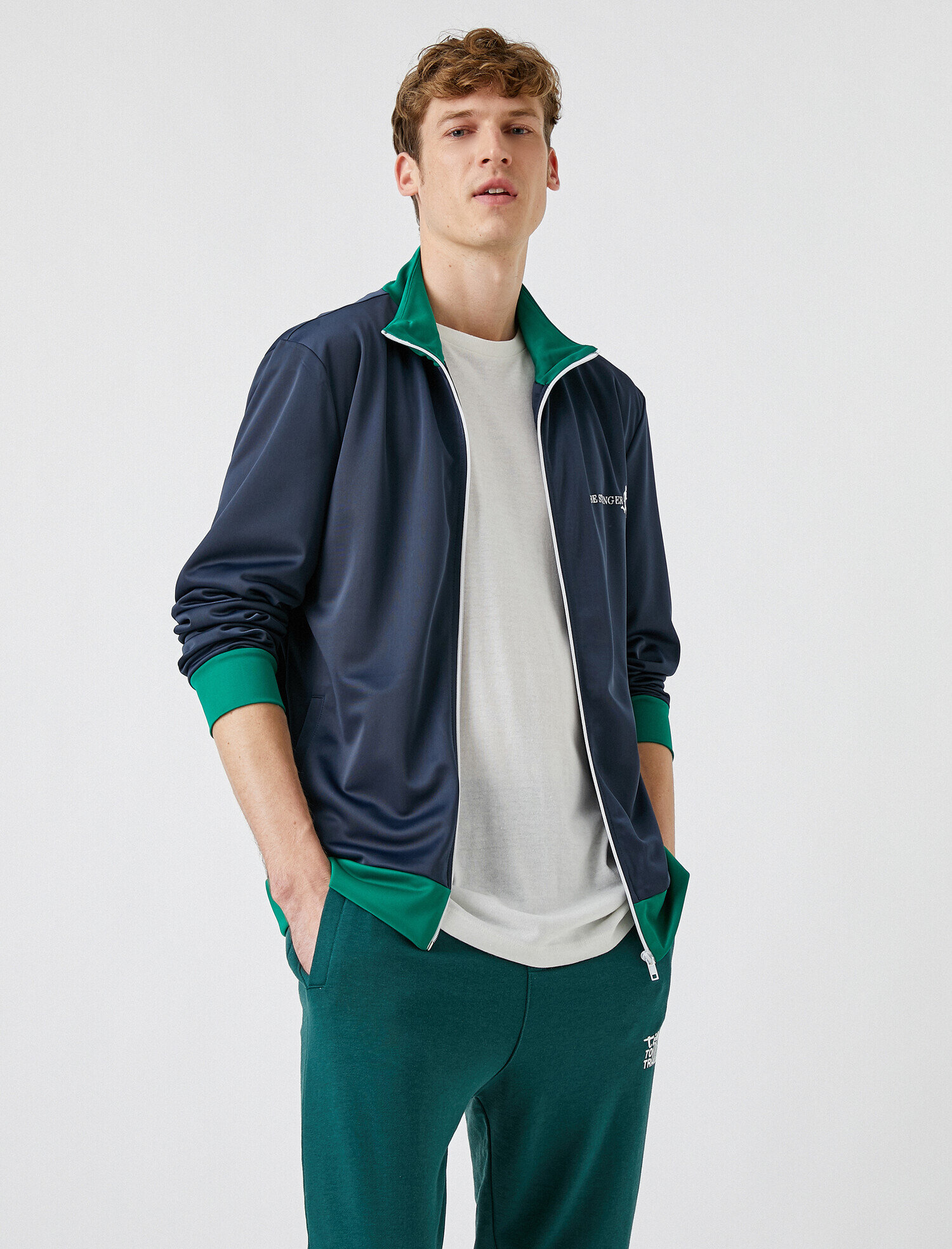   Spor Sweatshirt Dik Yaka Fermuar Detaylı