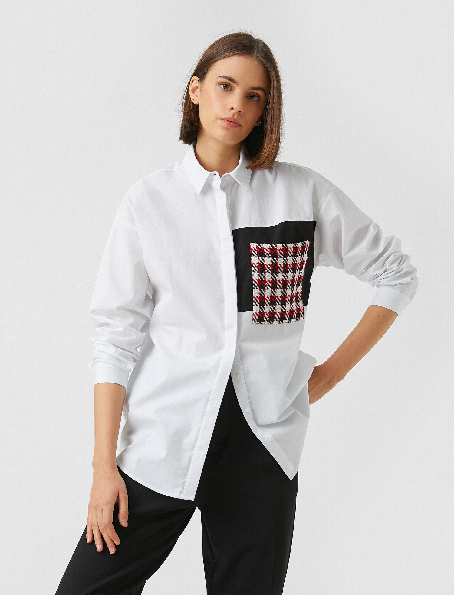   Pamuklu Patch Detaylı Gömlek