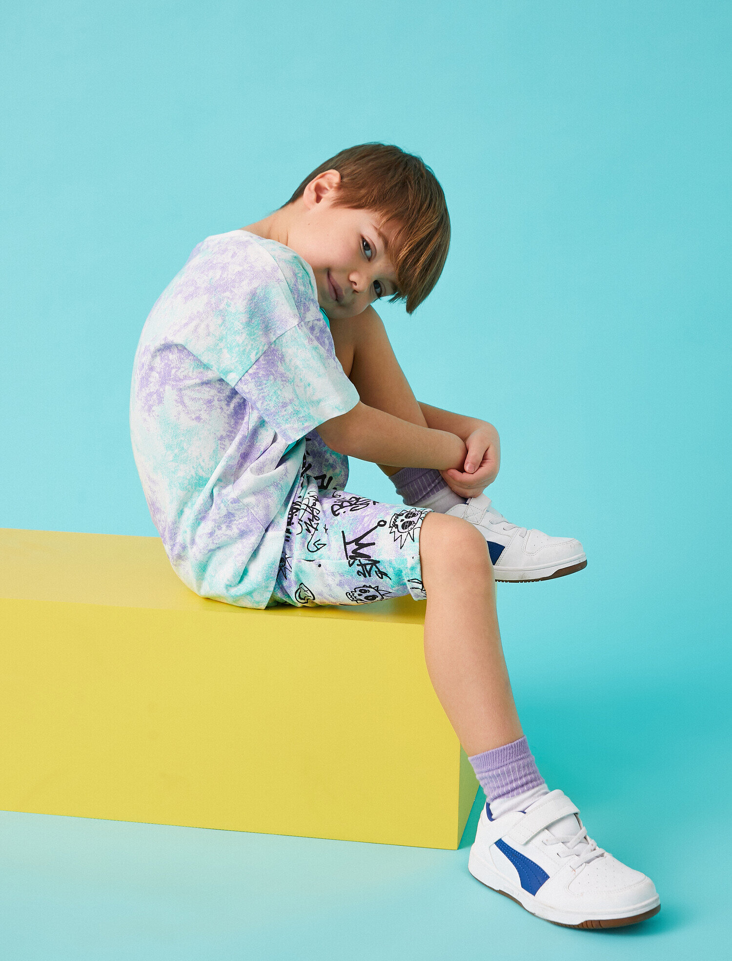  Erkek Çocuk Grafiti Baskılı Şort Pamuklu Beli Bağcıklı