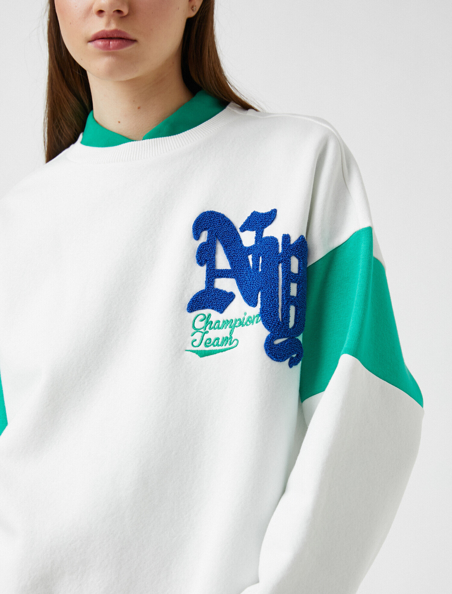 Bisiklet Yaka Baskılı Uzun Kollu Sweatshirt