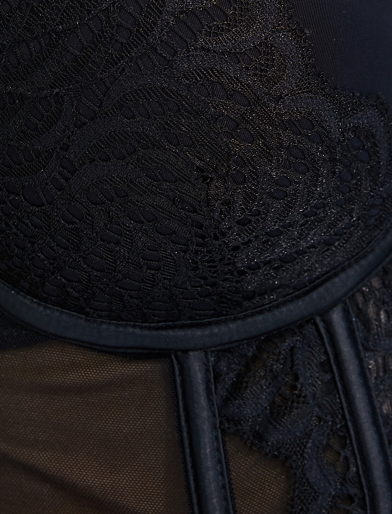   Dantelli Sütyen Dolgusuz Balenli