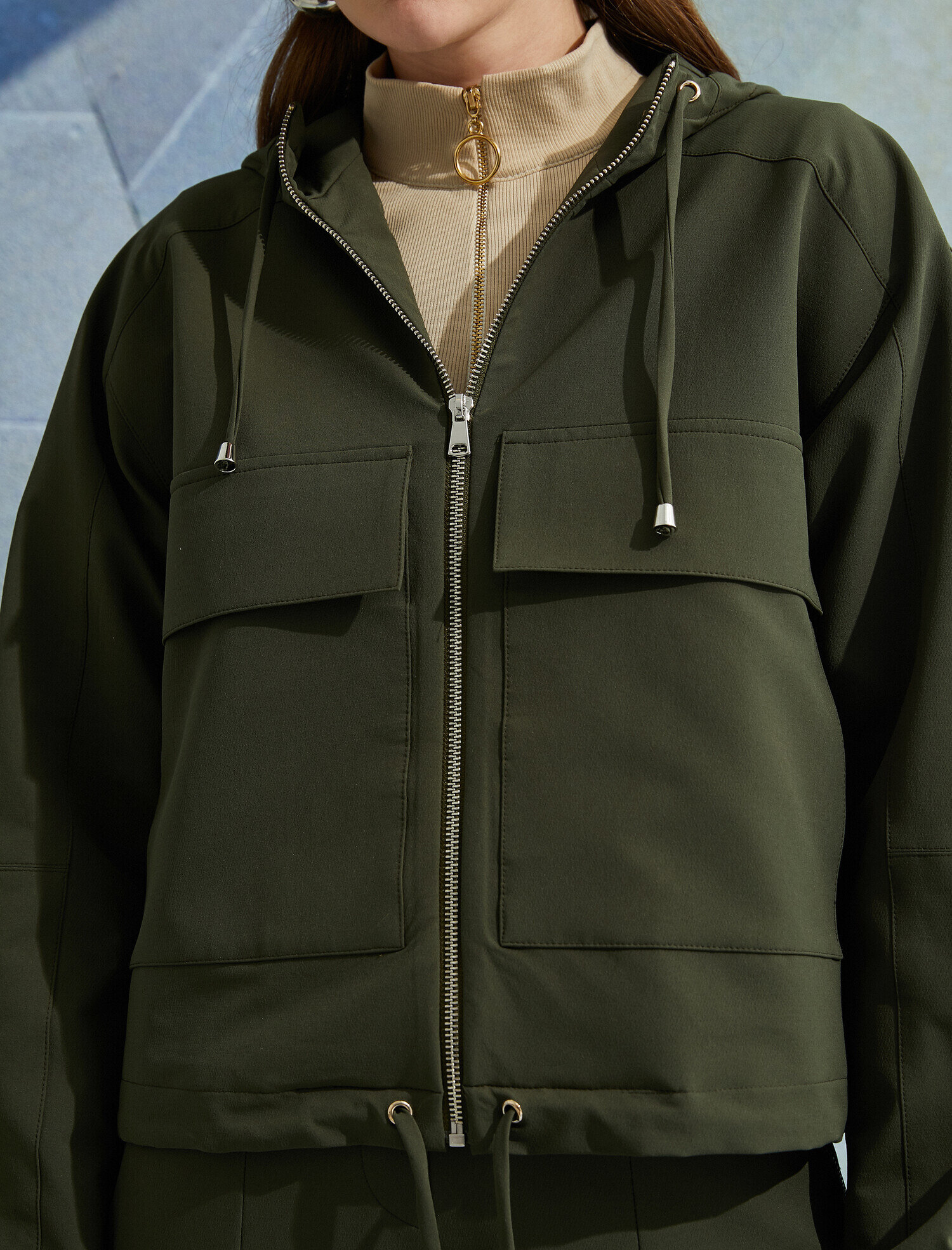   Kapüşonlu Kapaklı Cepli Fermuarlı Ceket