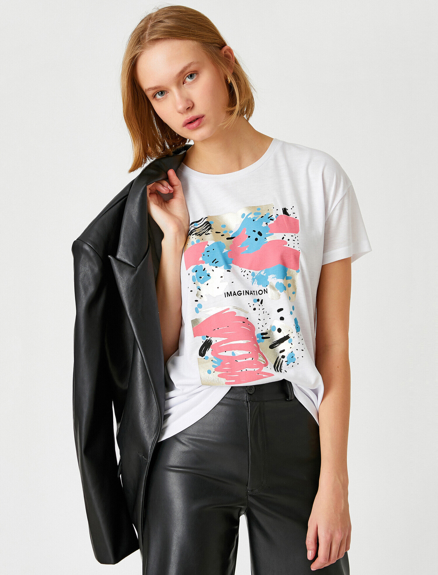   Bisiklet Yaka Kısa Kollu Baskılı Tişört