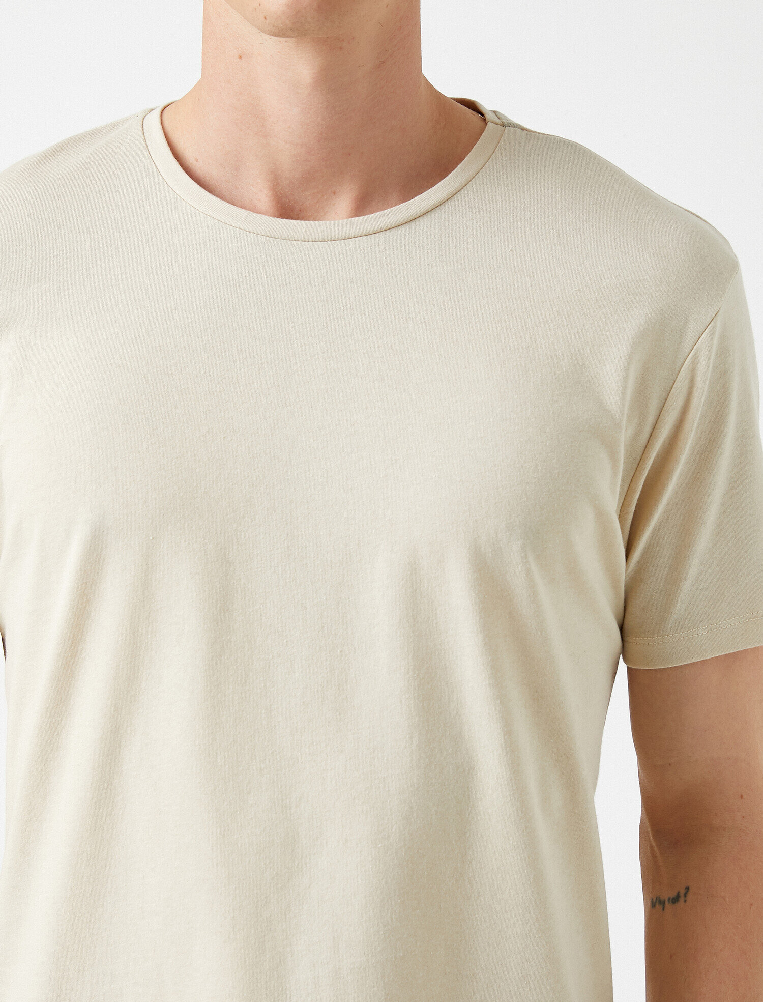 Bisiklet Yaka Tişört Pamuklu