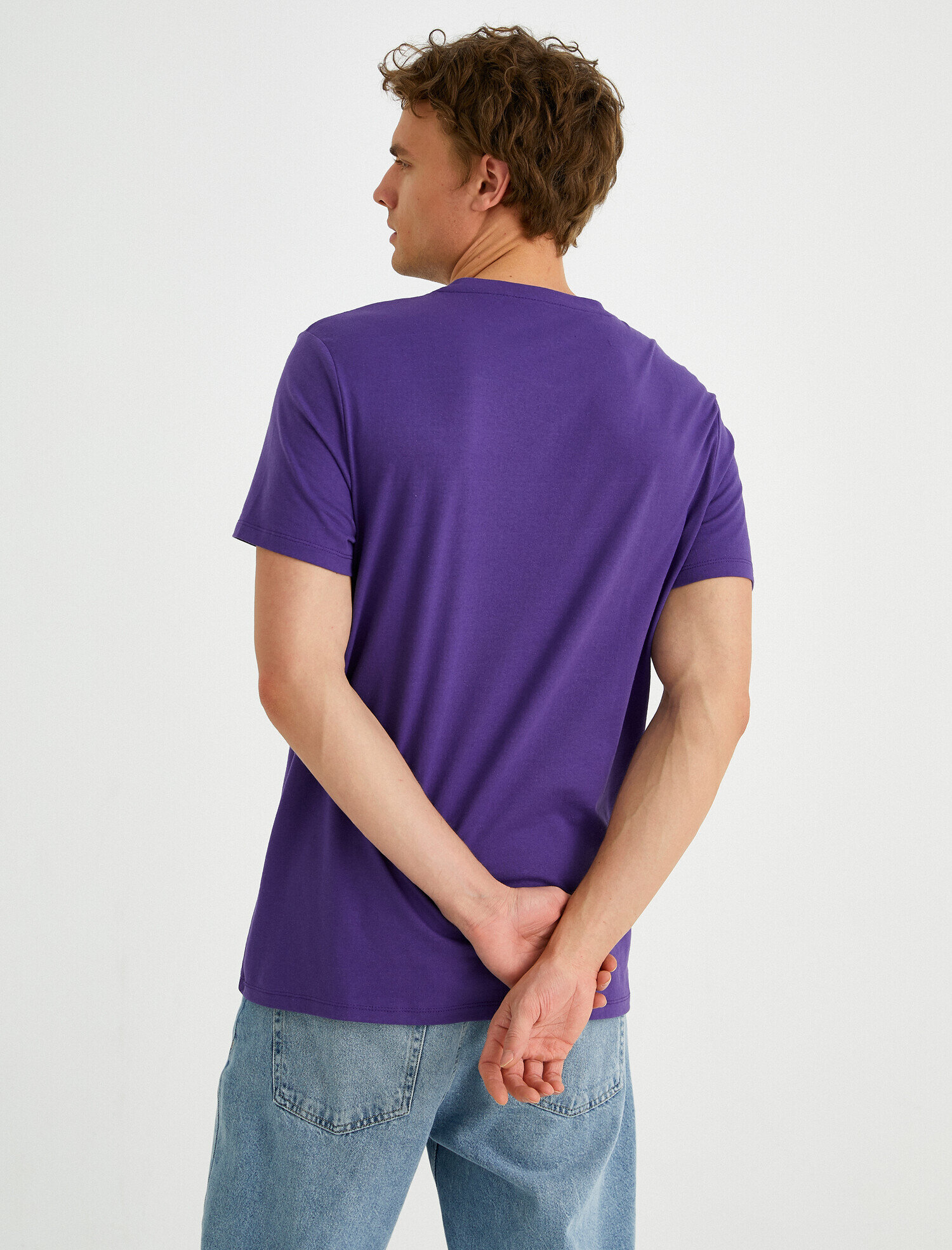   Slim Fit Basic Tişört