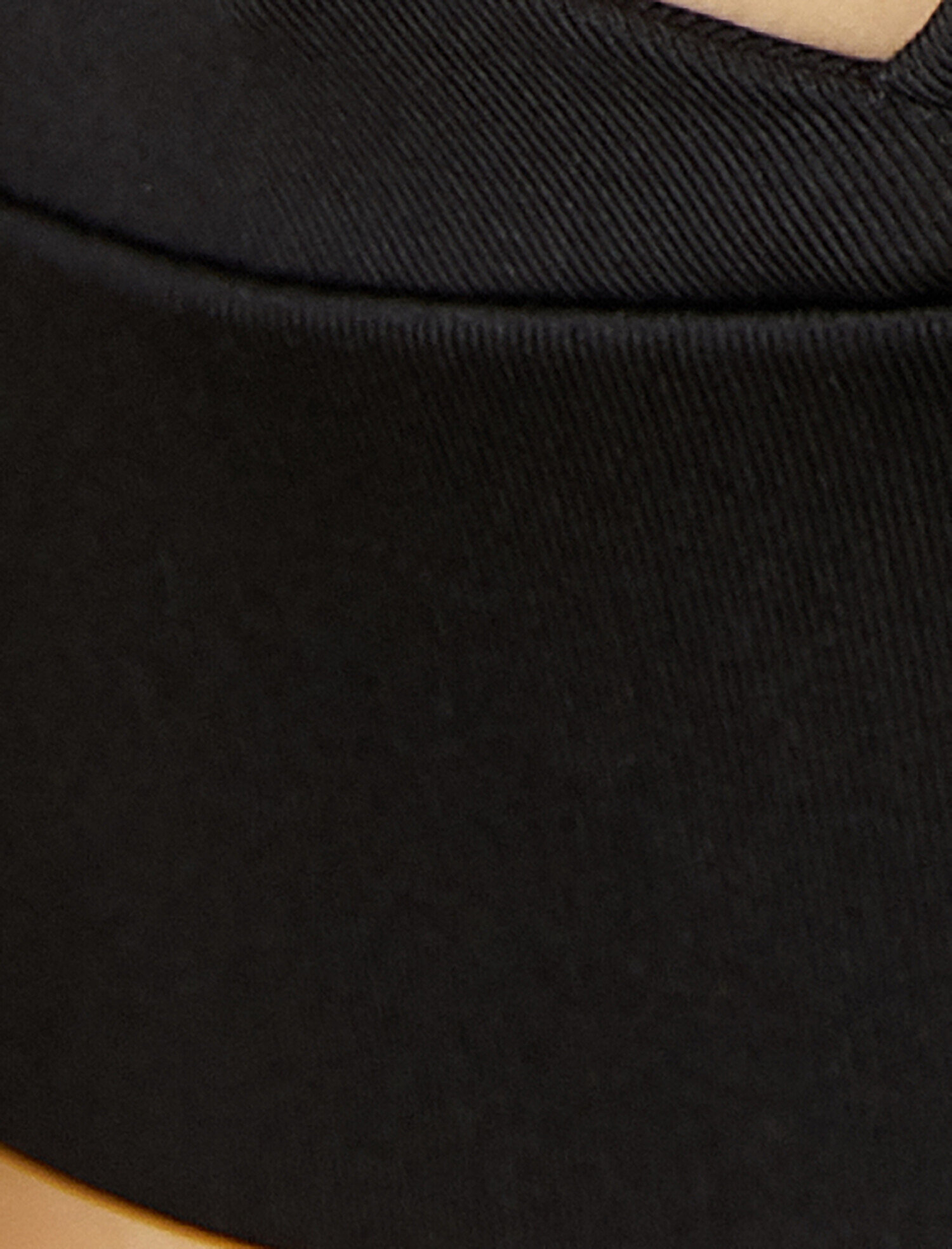   Sırt Detaylı Sporcu Sütyeni