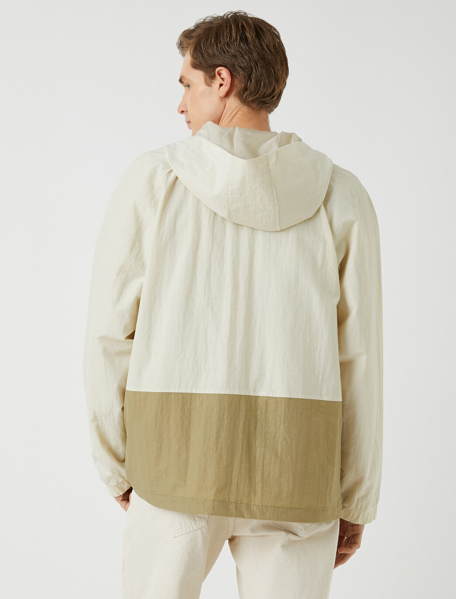   Renk Bloklu Kapşonlu Yağmurluk