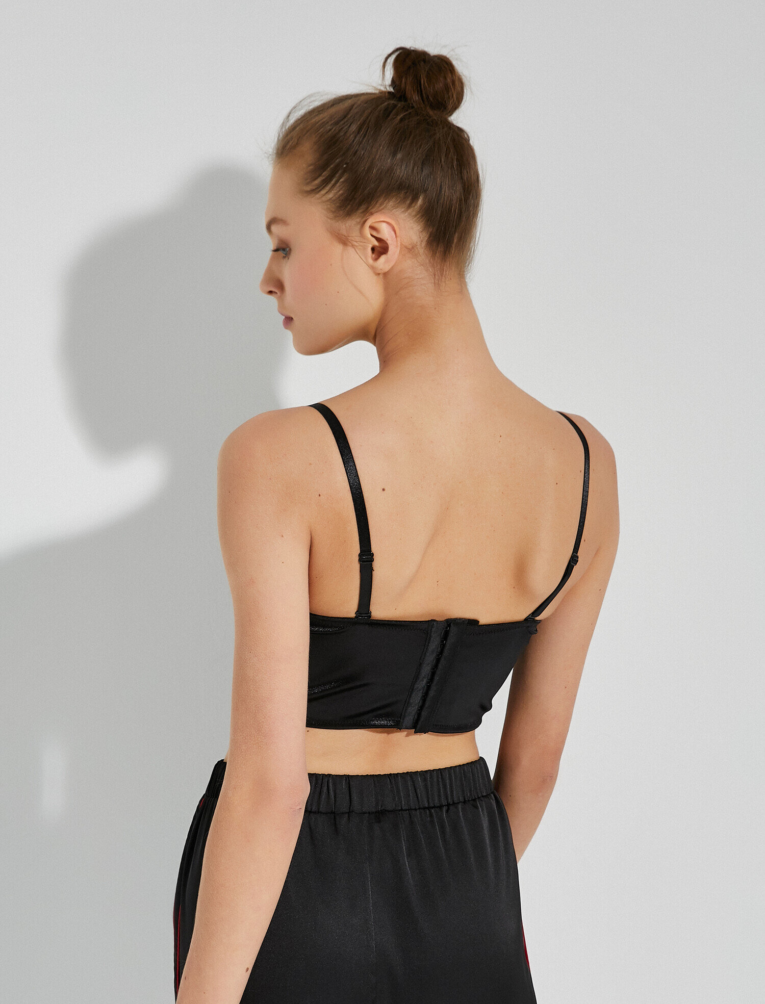   Dolgusuz Bralet Kapsız Balenli