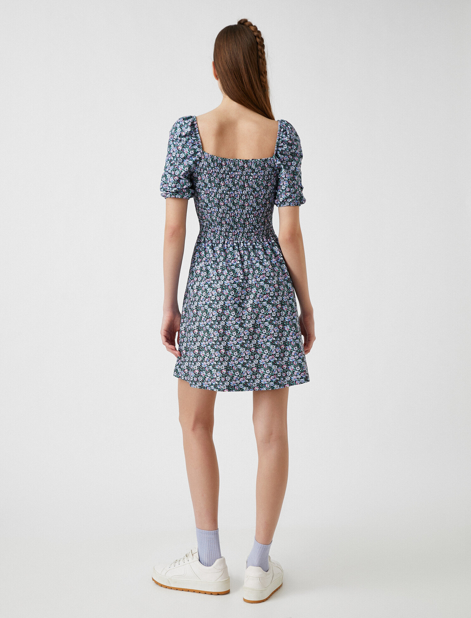 Kısa Kollu Mini Elbise