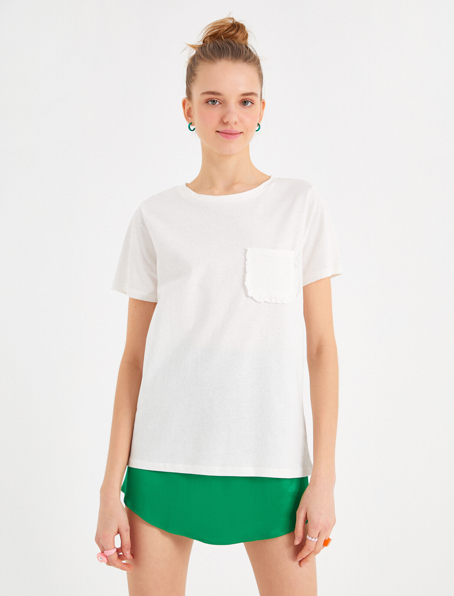   Kısa Kollu Bisiklet Yaka Tişört