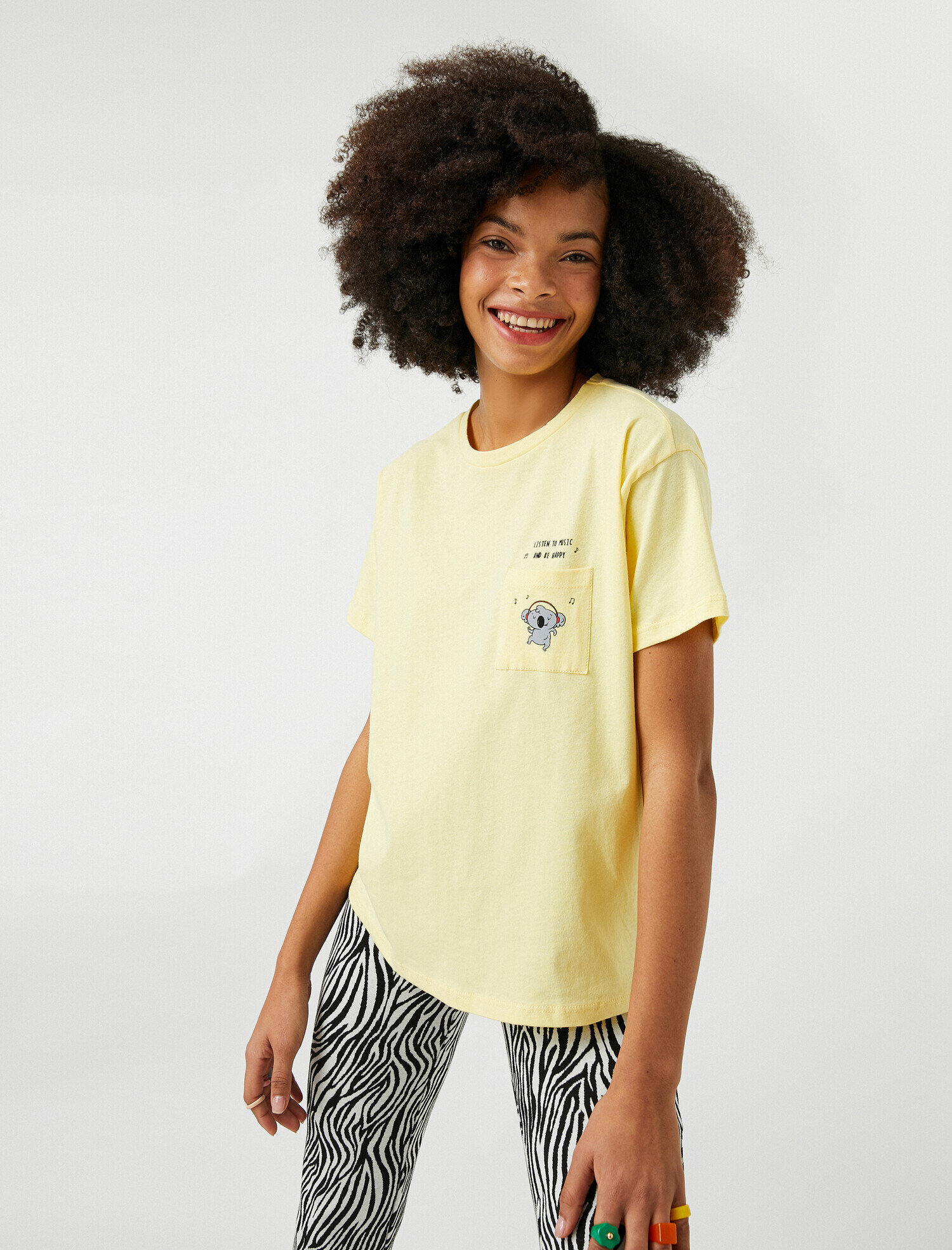   Kısa Kollu Bisiklet Yaka Tişört