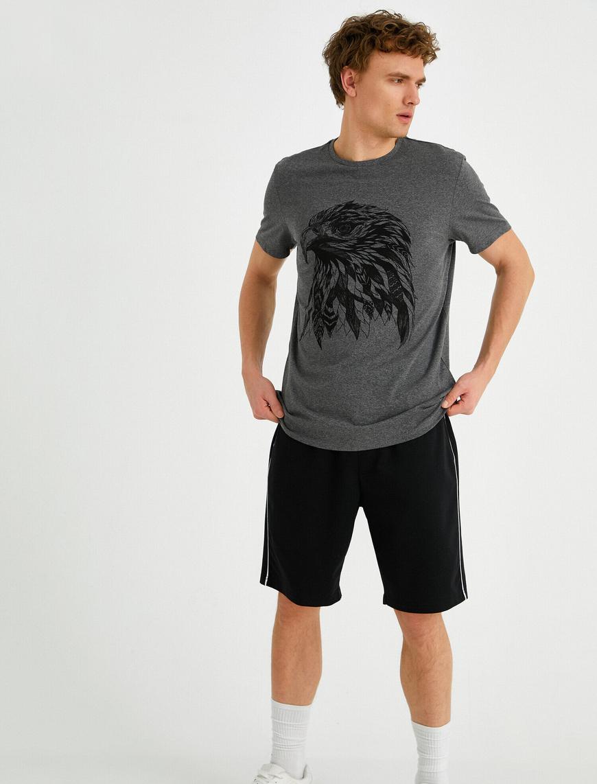   Slim Fit Şahin Baskılı Tişört