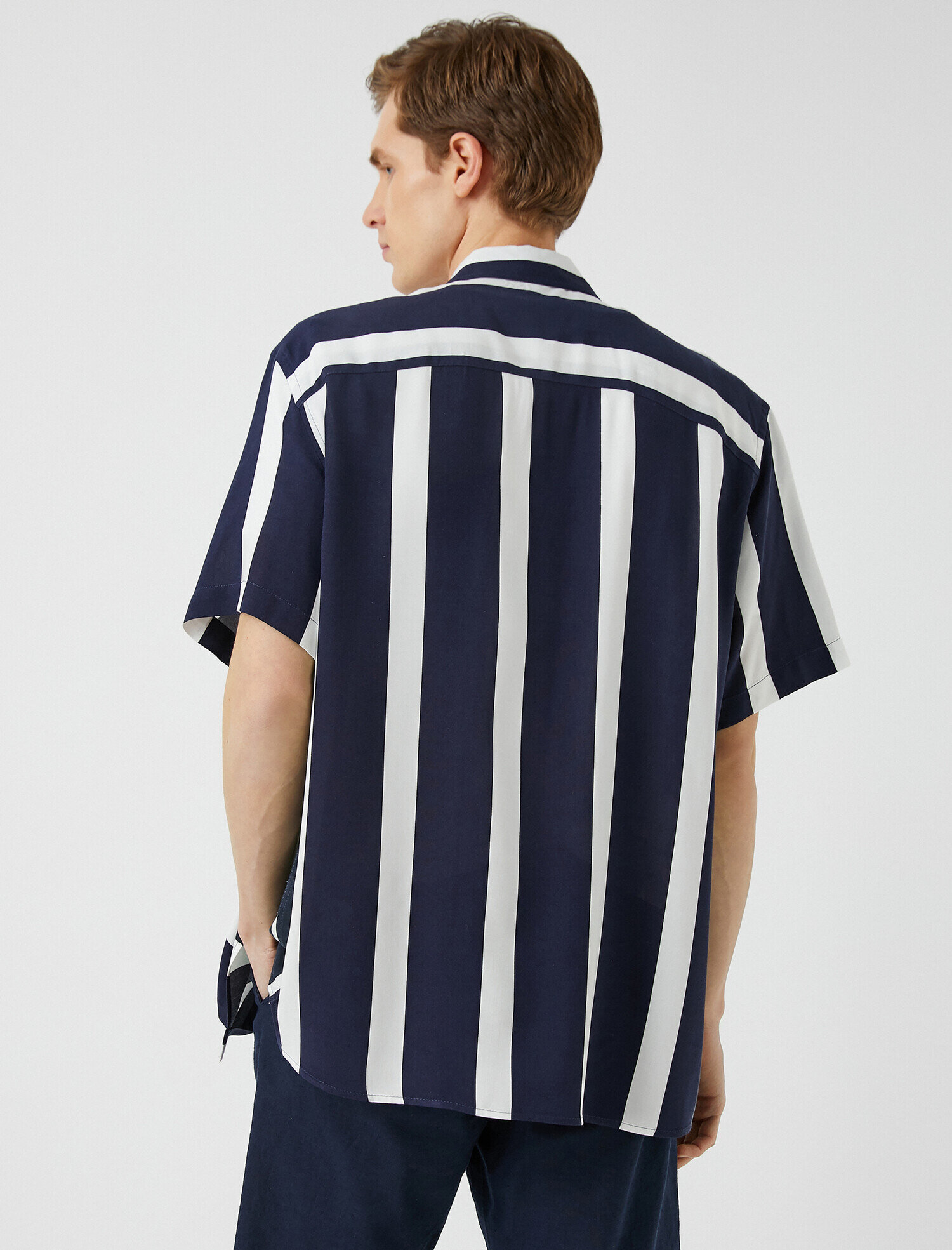   Çizgili Kısa Kollu Gömlek