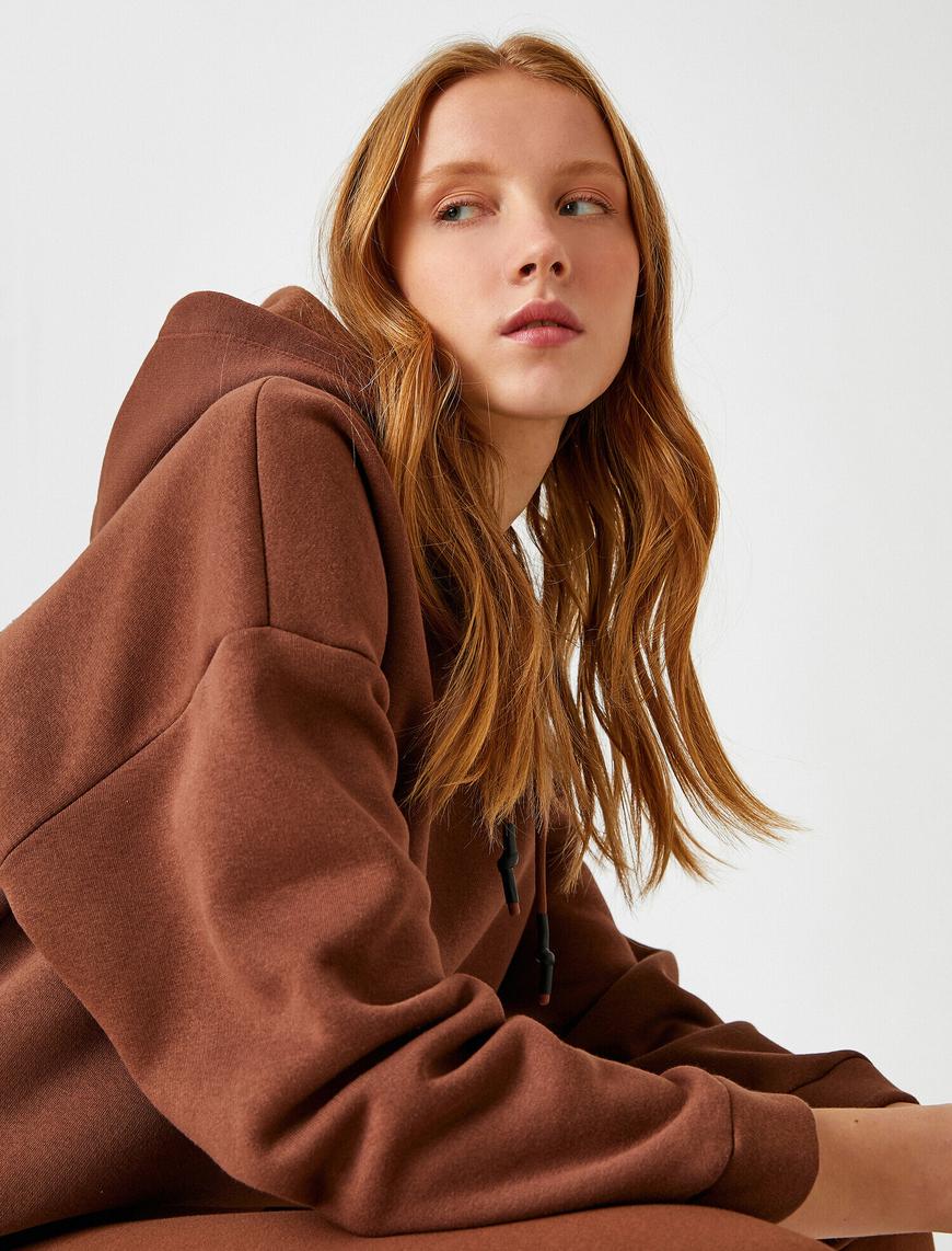   Oversize Kapüşonlu Sweatshirt Bağcık Detaylı