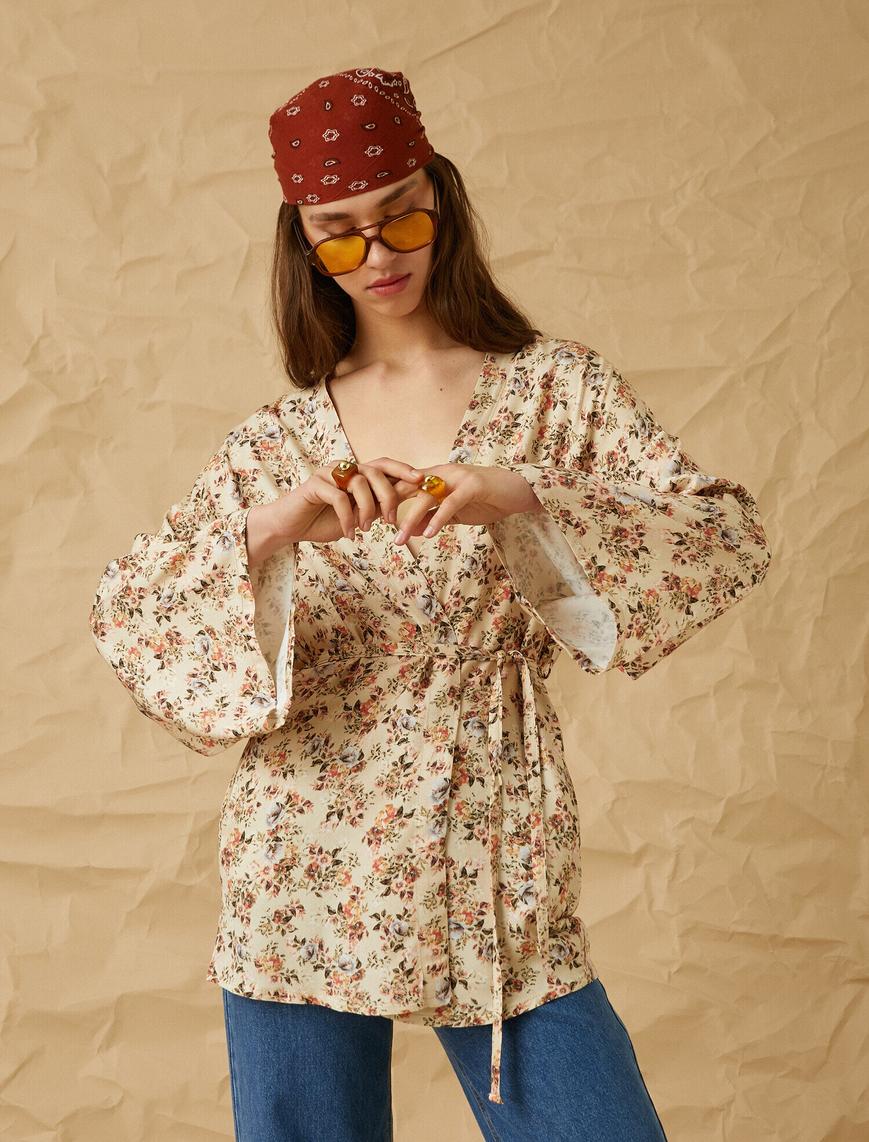   Çiçek Desenli Kimono