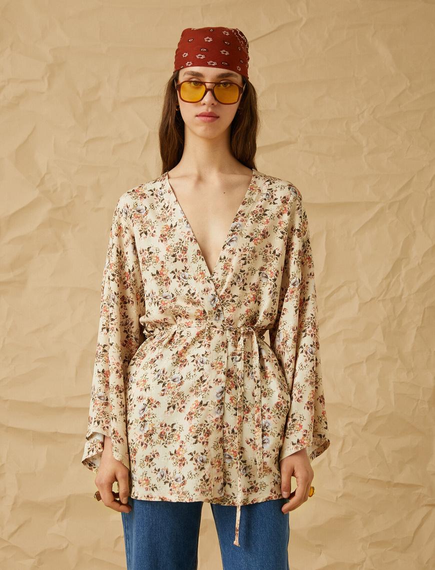   Çiçek Desenli Kimono