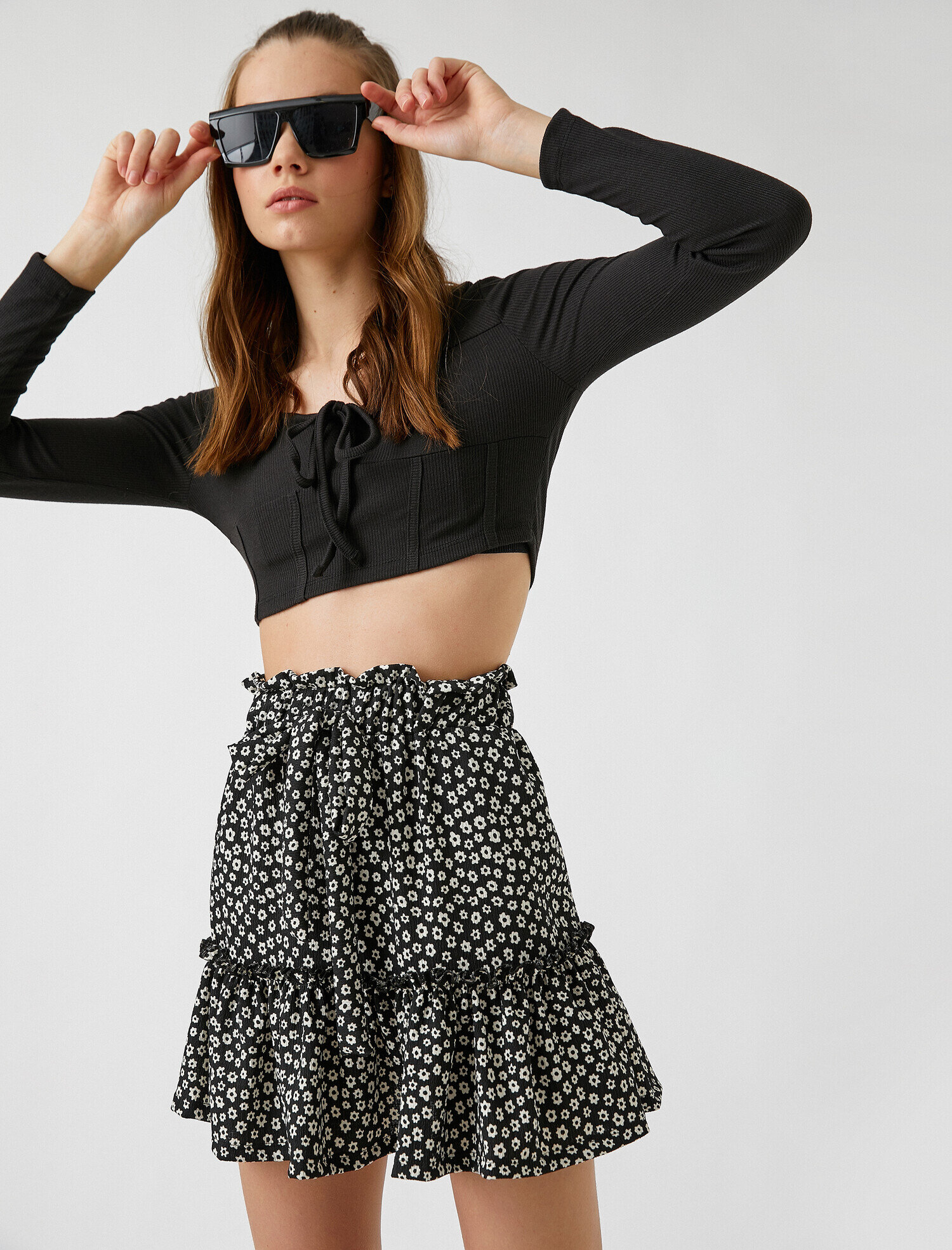   Çiçekli Fırfırlı Mini Etek